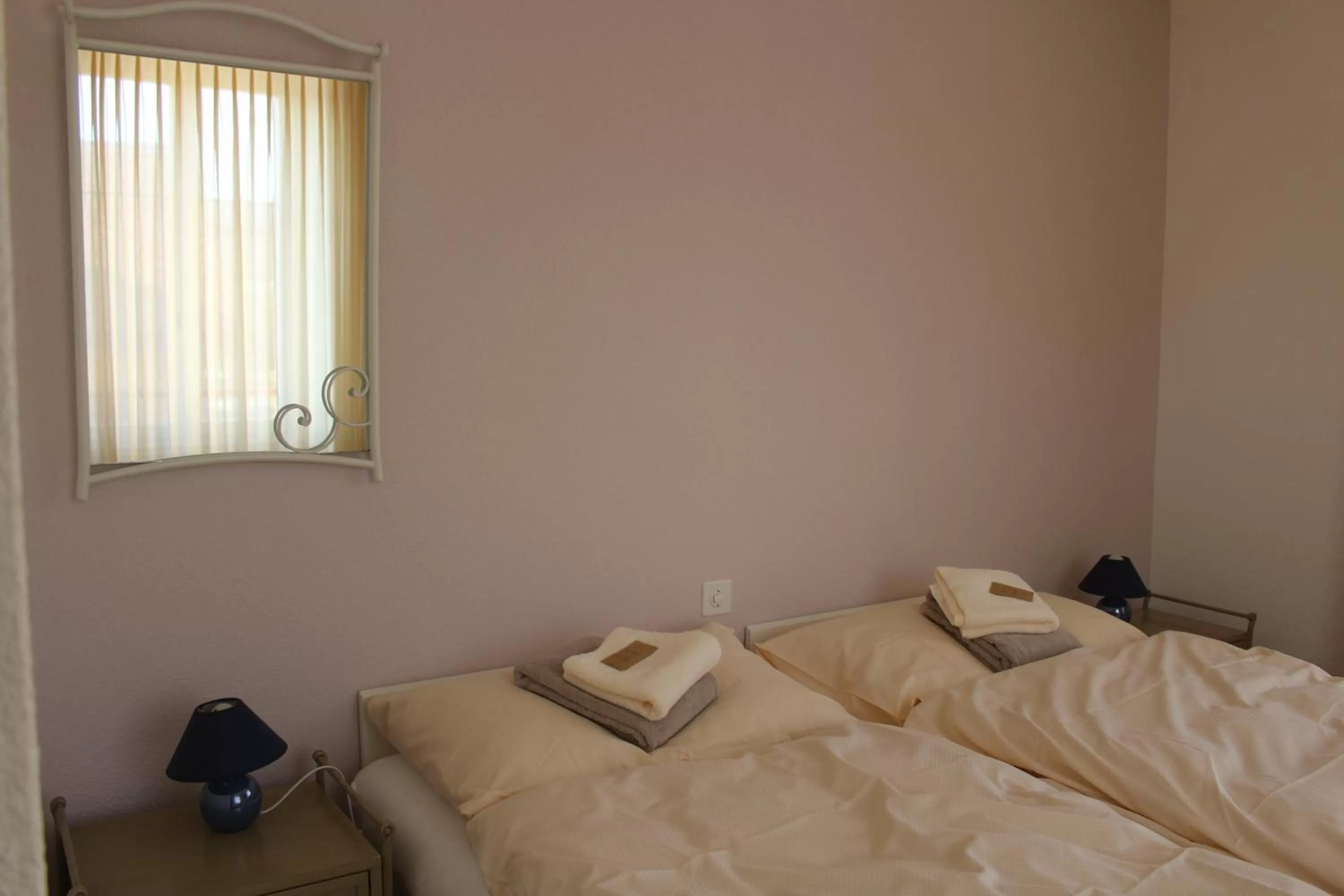 Photo of the whole room, Bed in Hôtel de la Gare