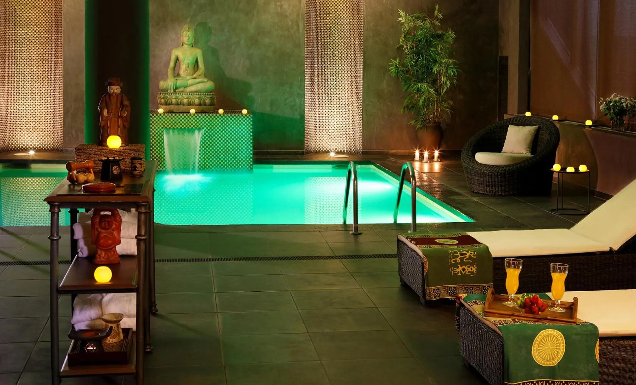 Swimming pool in Augusta Club & Spa - Adults Only