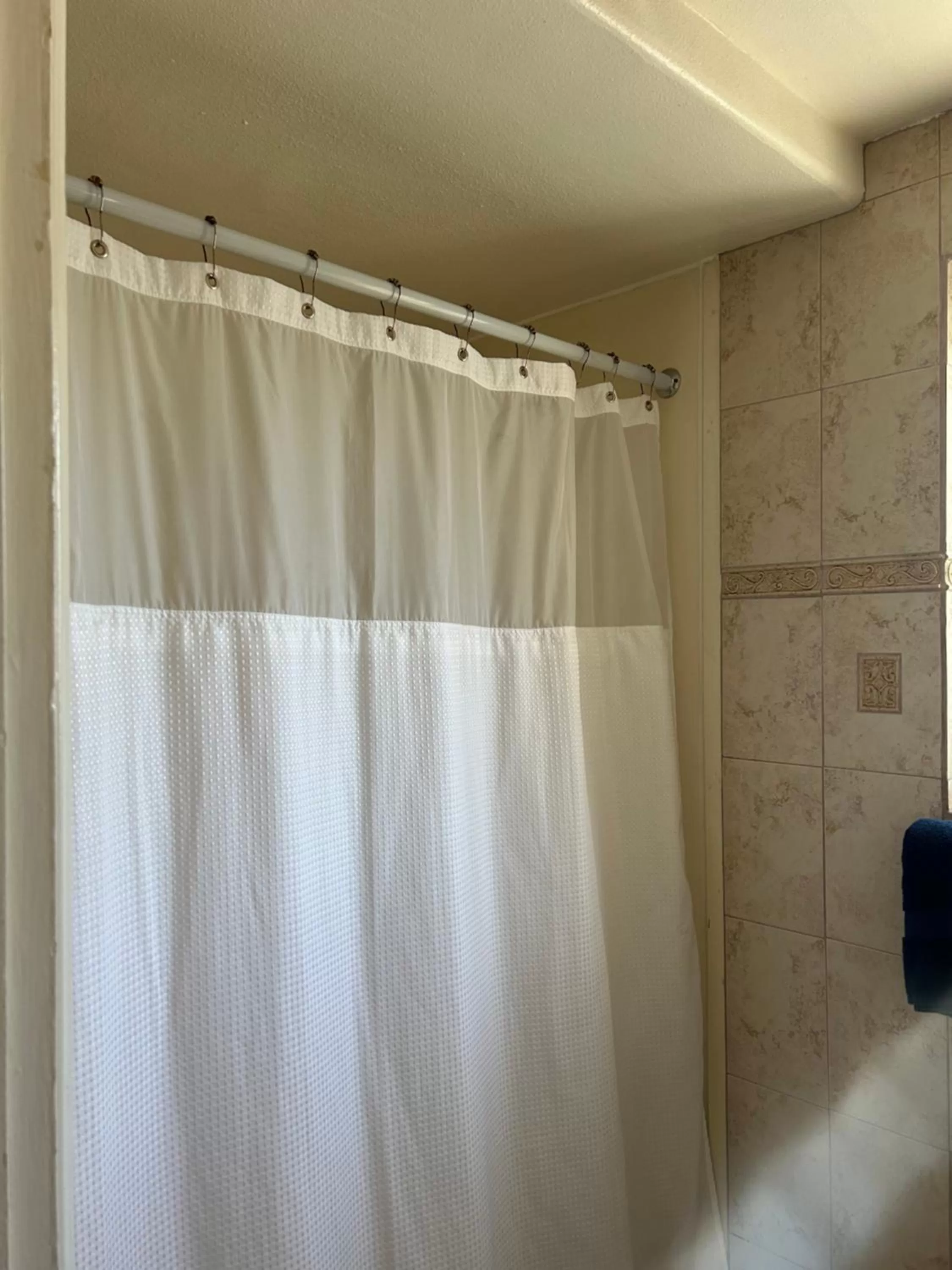 Shower in Welcome Inn