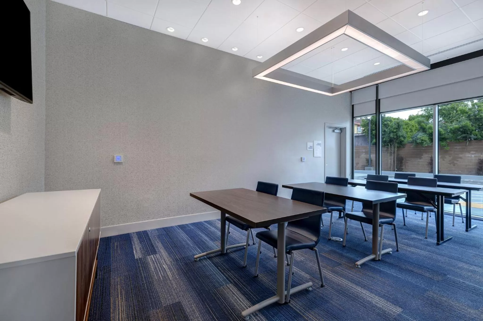Meeting/conference room in Holiday Inn Express & Suites - Glendale Downtown