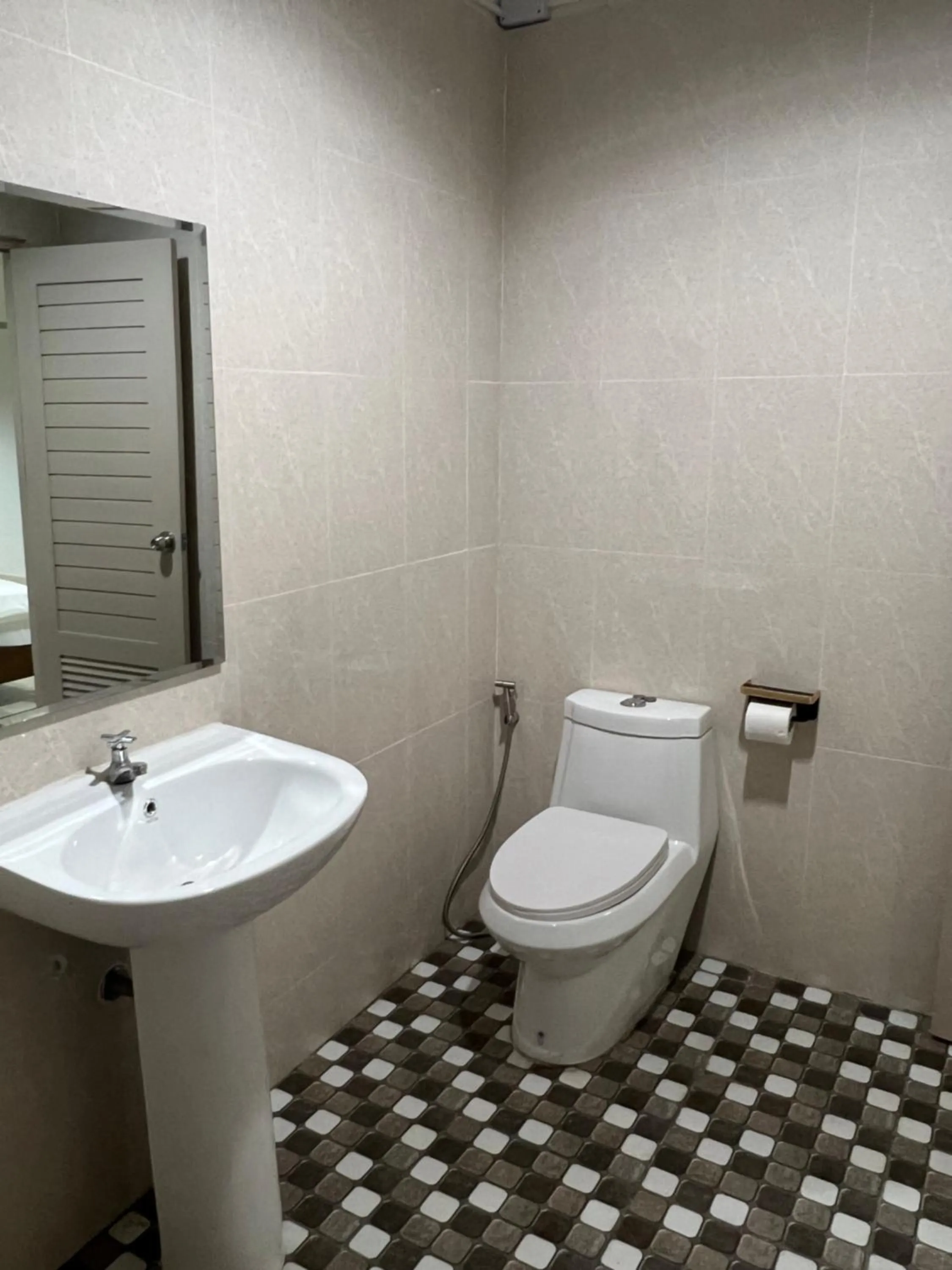 Bathroom in Mall Suites Hotel