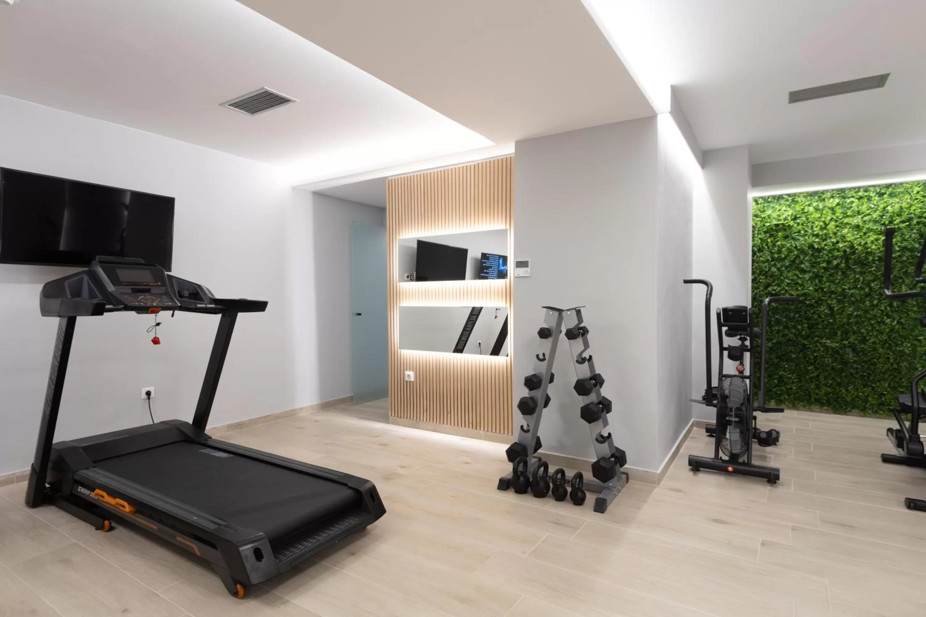 TV and multimedia in LUX&EASY Athens Downtown Residences