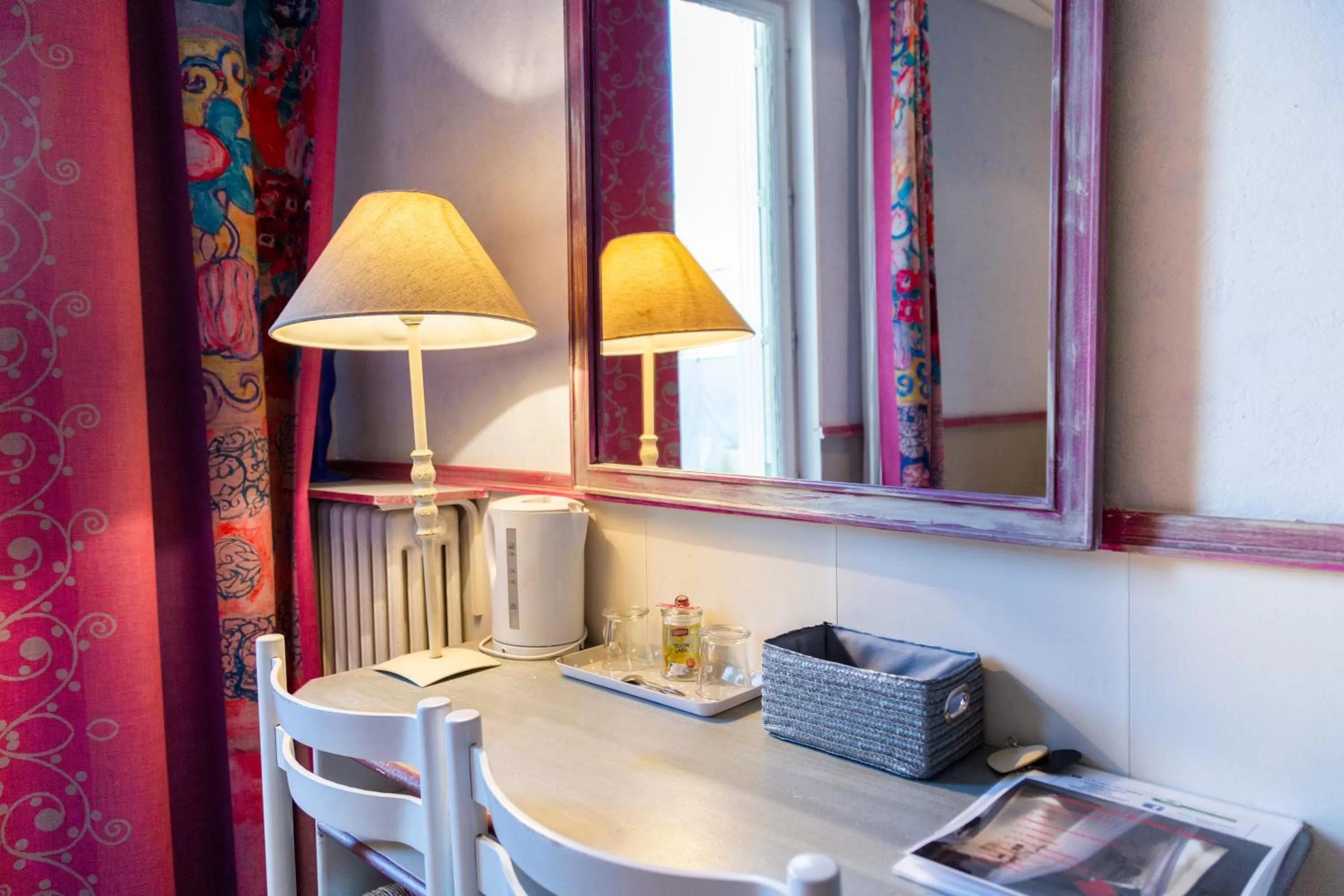 Coffee/tea facilities in Hotel Mignon