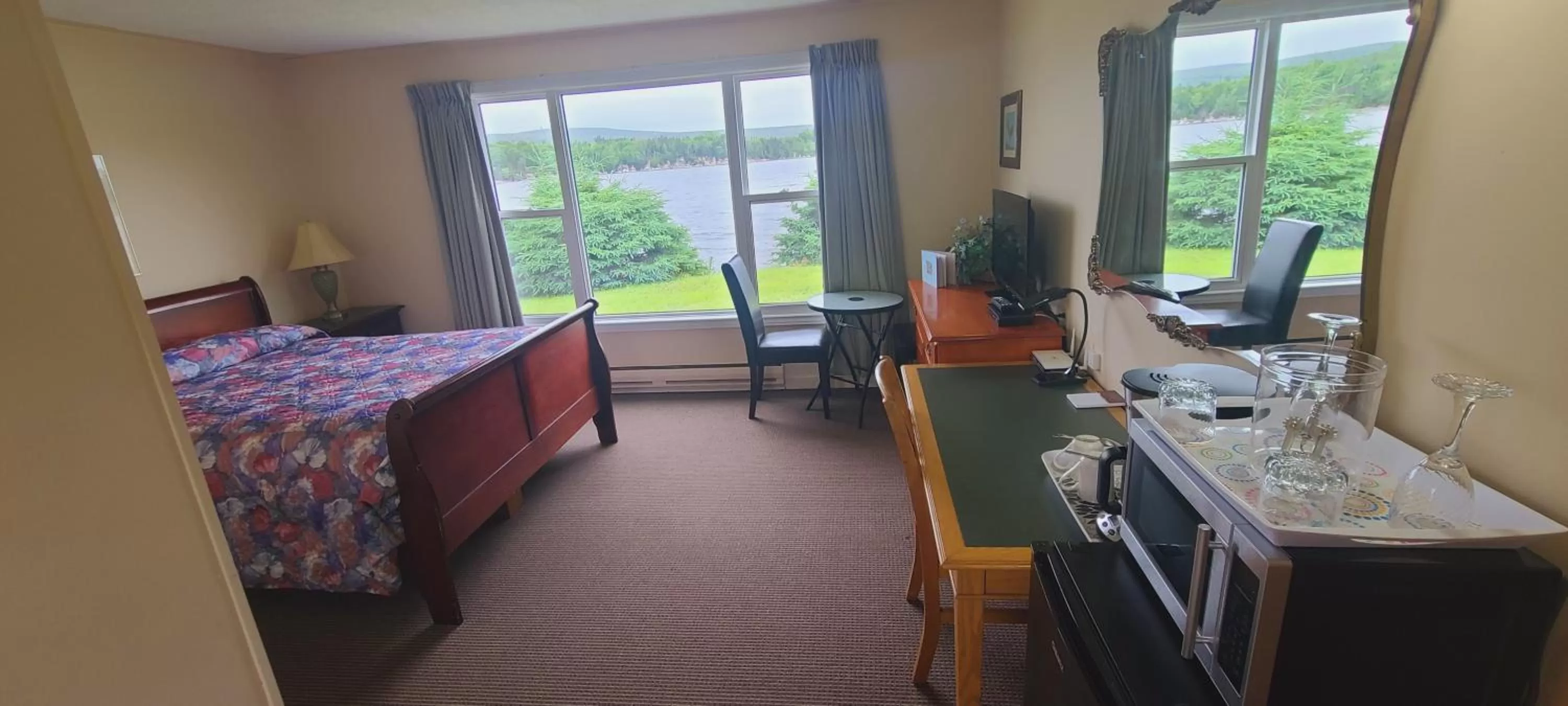 Bed in St Ann's Motel & Cottage