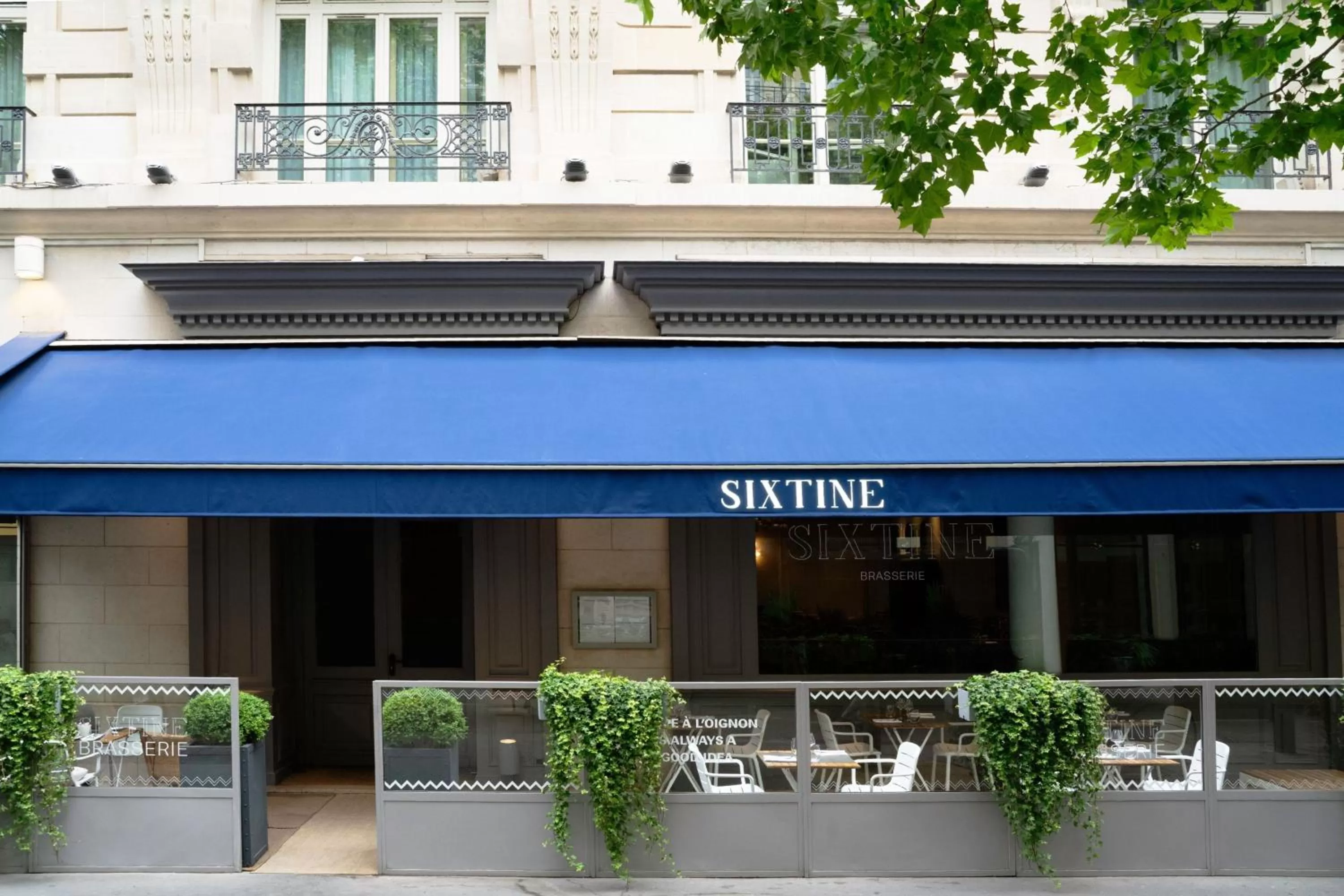 Restaurant/places to eat in Paris Marriott Opera Ambassador Hotel