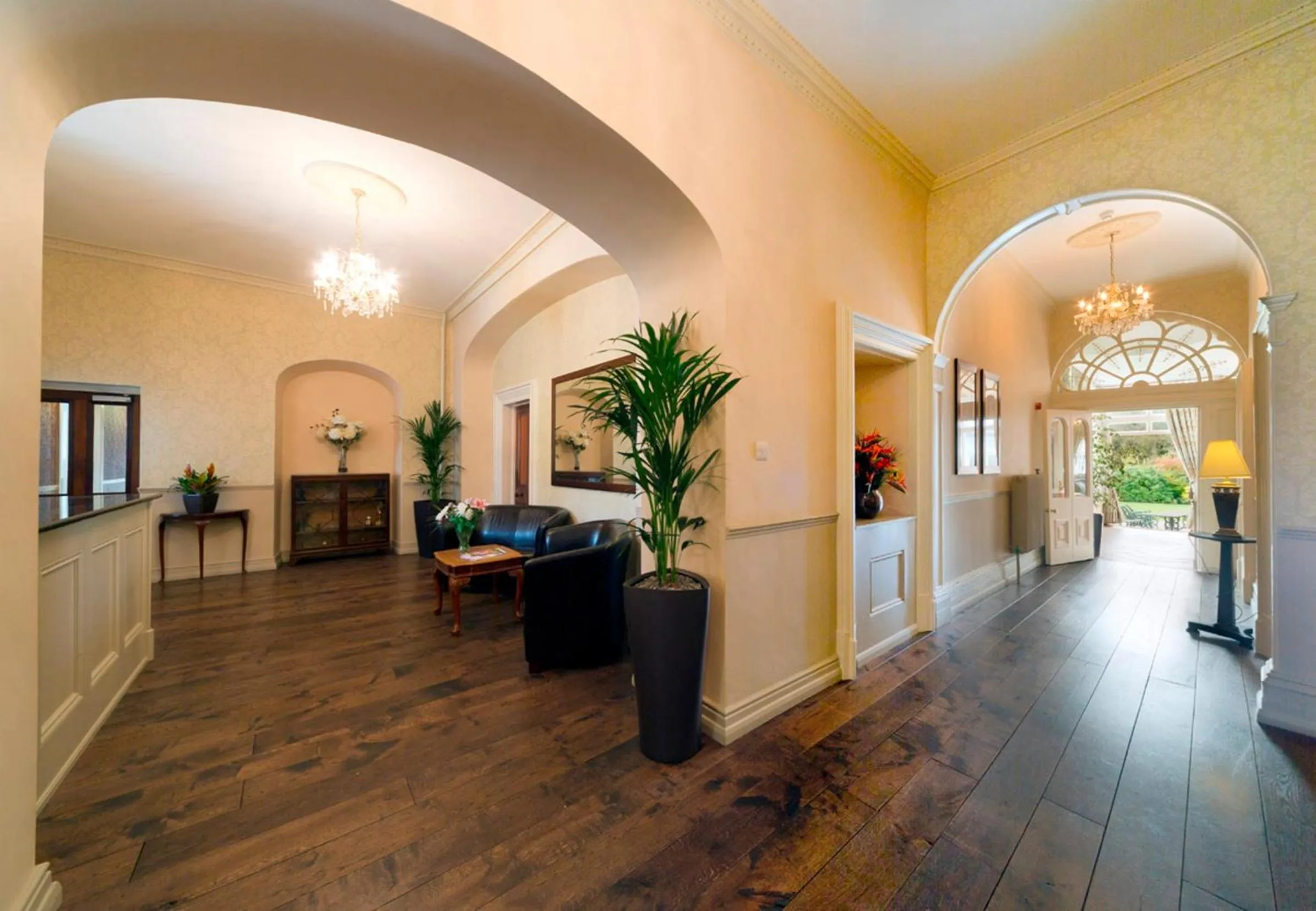 Lobby or reception in Leigh Park Country House Hotel & Vineyard, BW Signature Collection