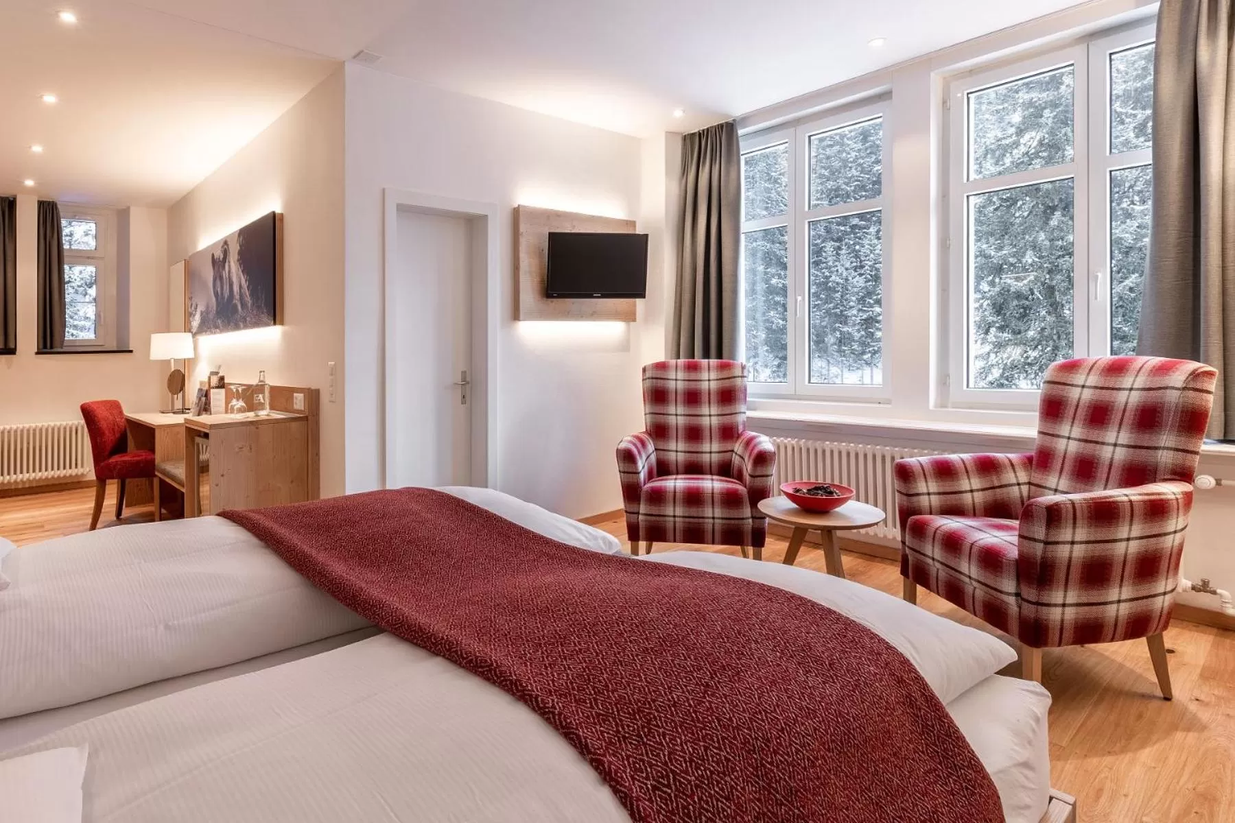 Bed in Blatter's Arosa Hotel & Bella Vista SPA