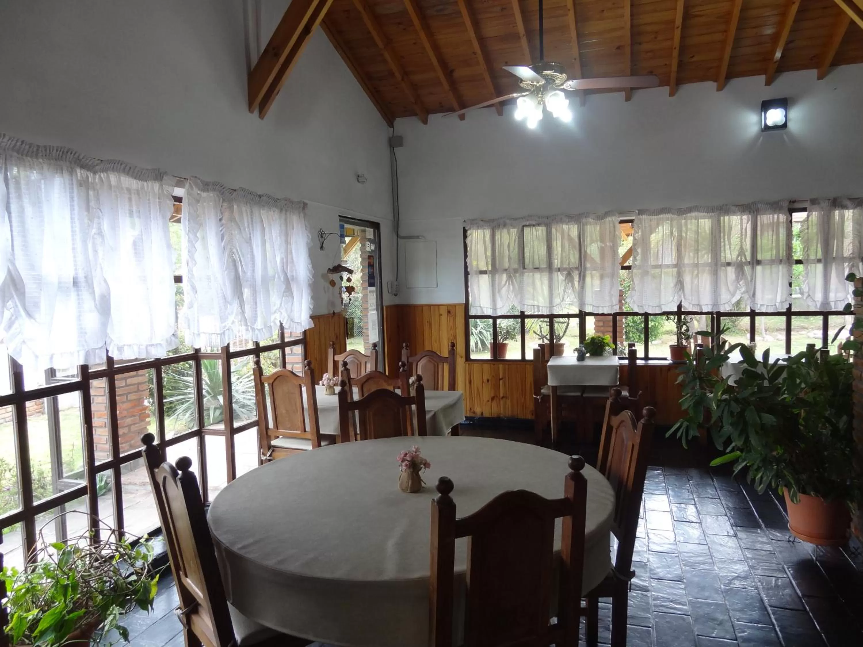 Lounge or bar in Hostería Lida