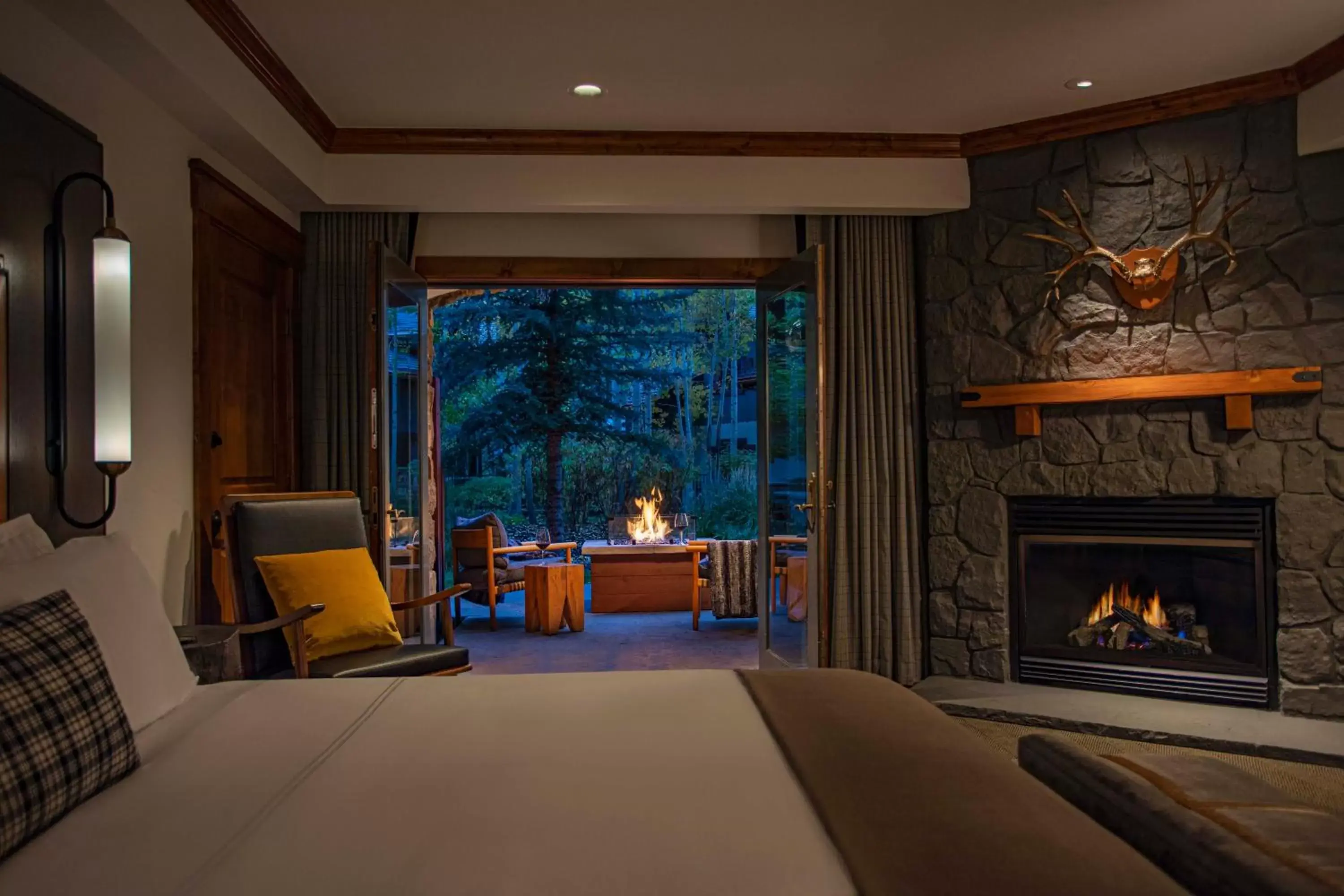 King Room with Terrace in The Hythe, a Luxury Collection Resort, Vail King Room with Terrace in The Hythe, a Luxury Collection Resort, Vail
