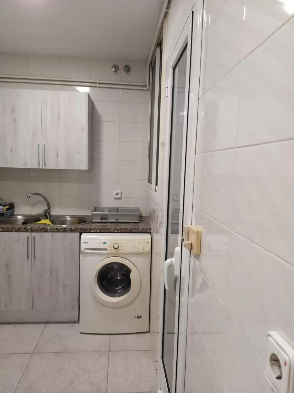 Kitchen/Kitchenette in Rooms Arago