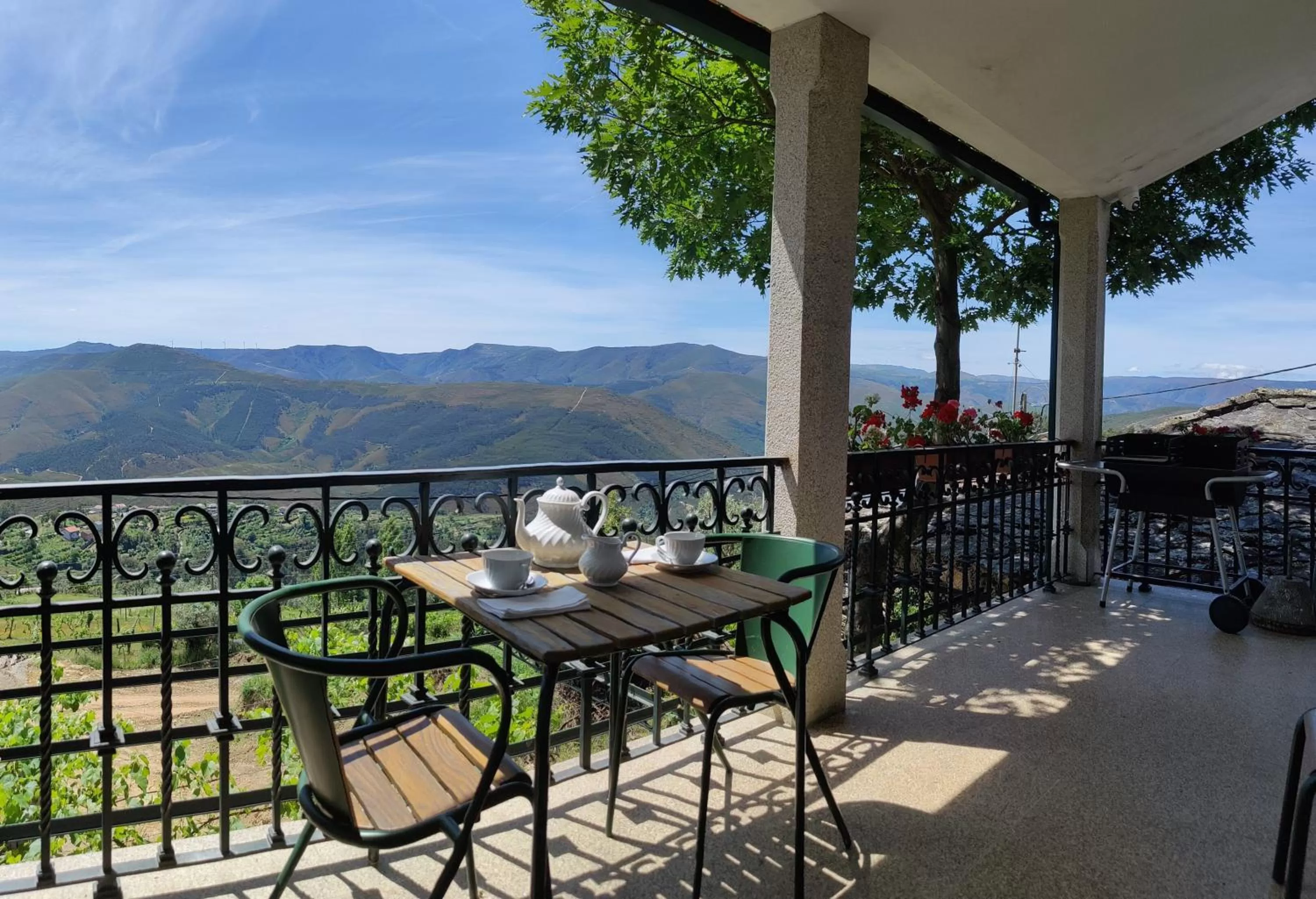 Balcony/Terrace in Vila Nazaré