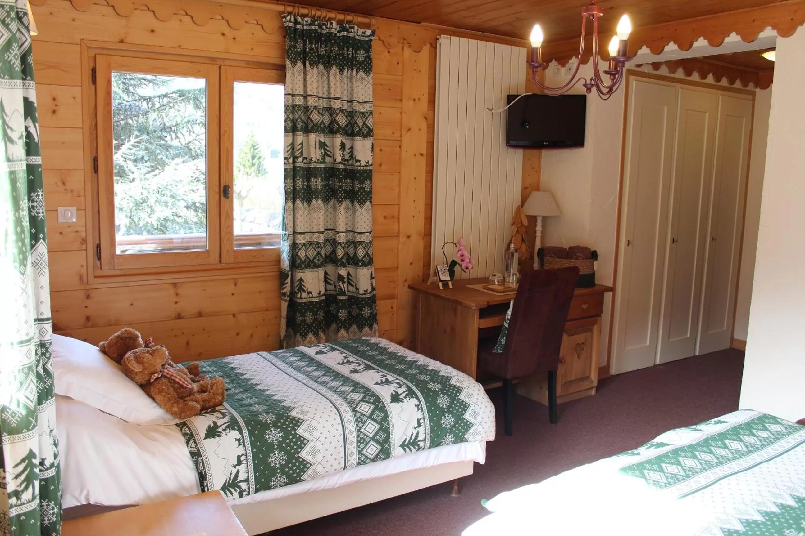 Bed in Hôtel Les Glaciers