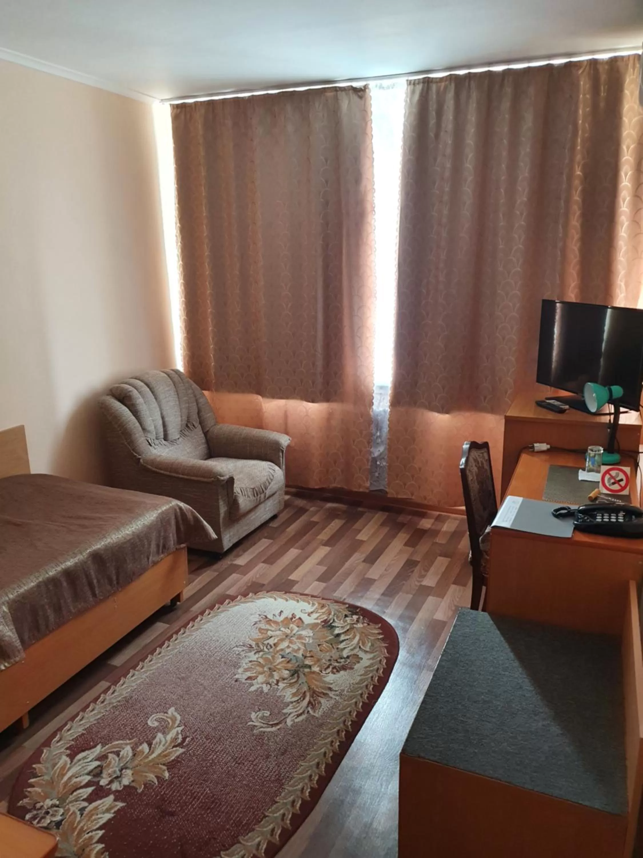 Photo of the whole room, Seating Area in Aktobe Hotel