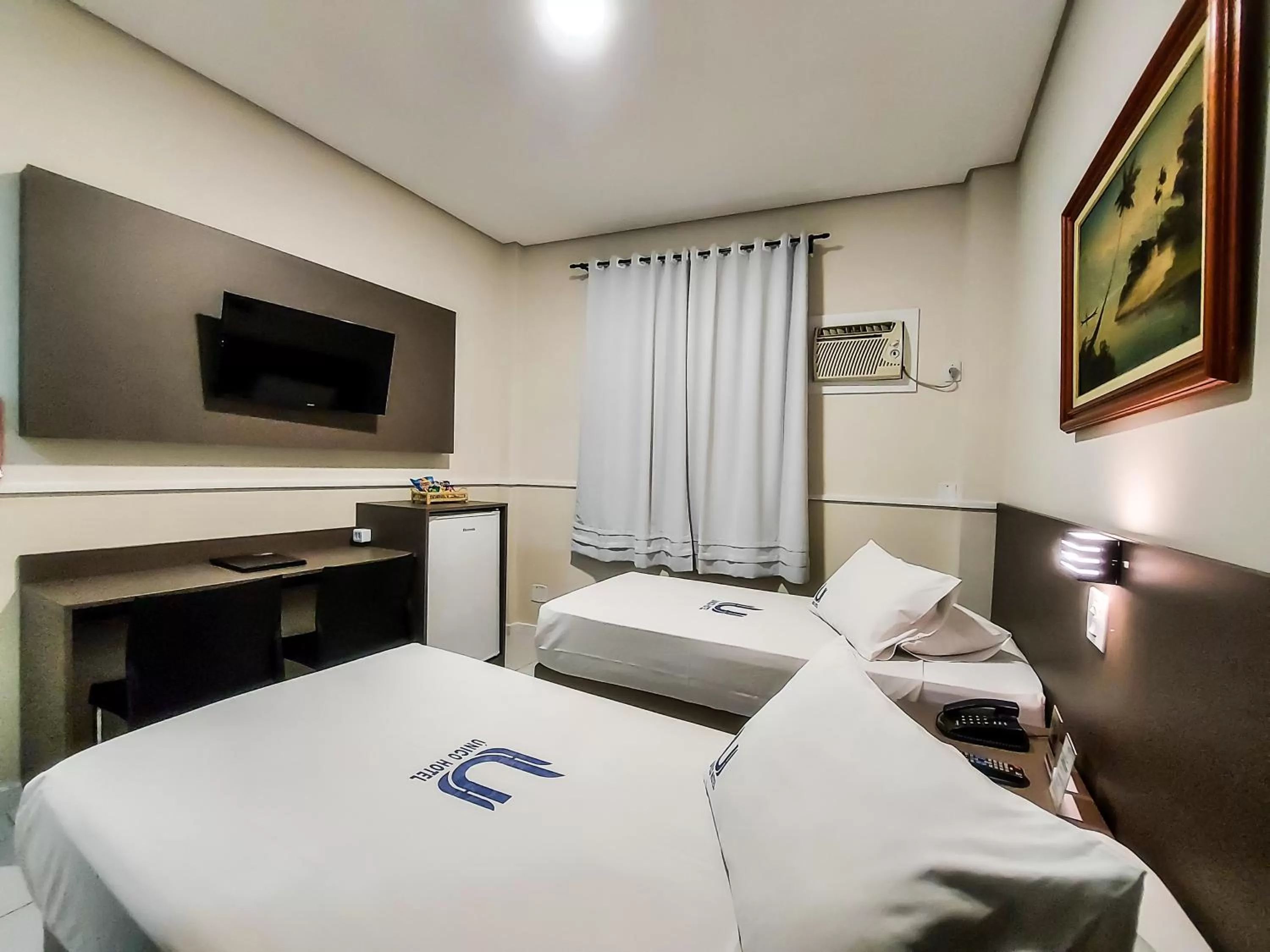 Communal lounge/ TV room, Bed in Hotel Itamarati Centro-República