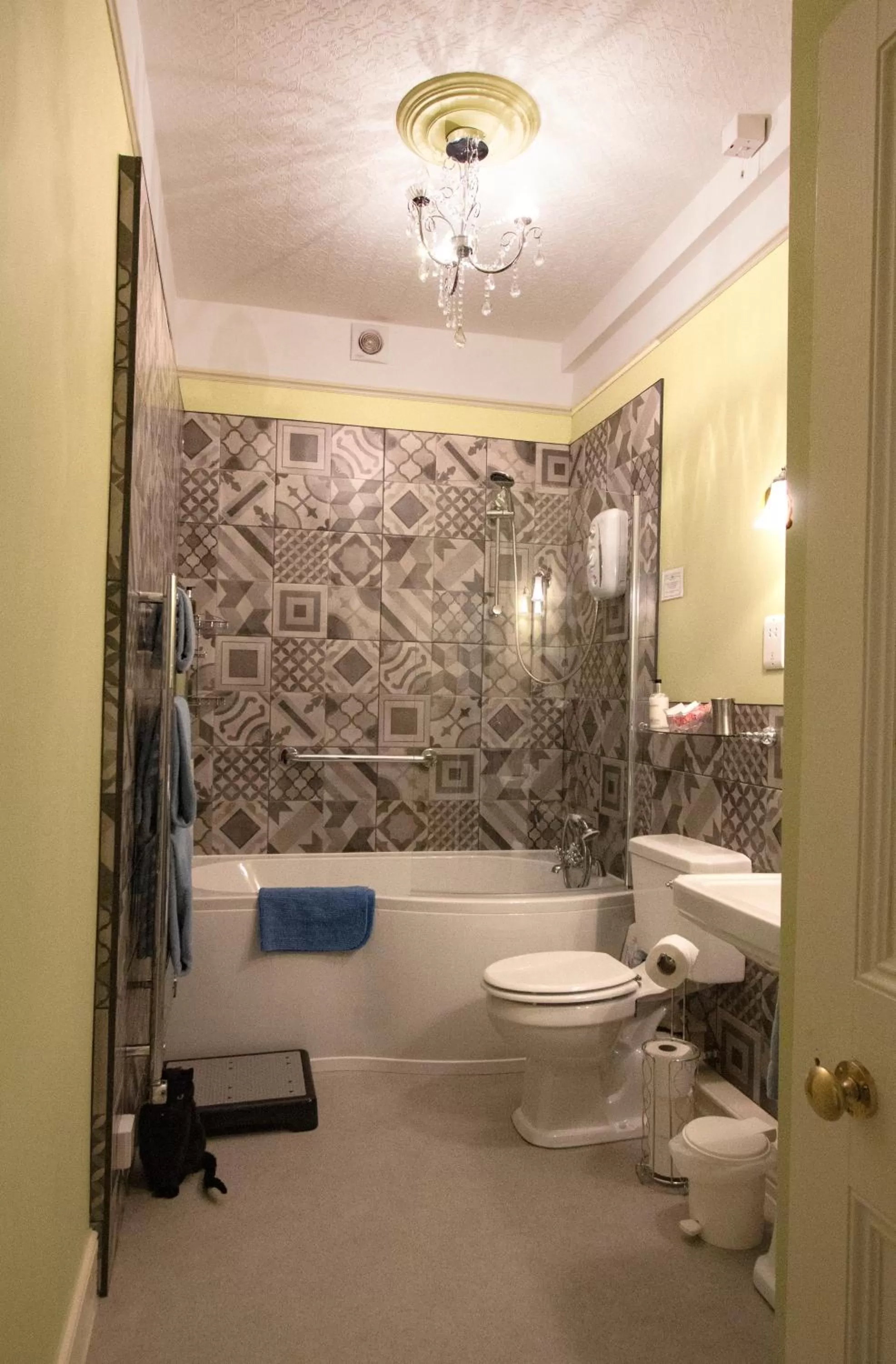 Bathroom in Penrose Bed & Breakfast