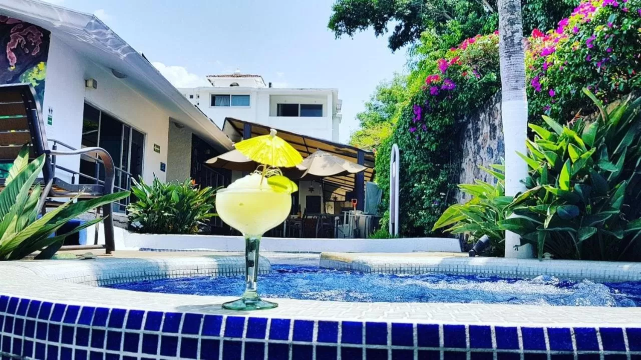 Swimming pool in Vf Hotel