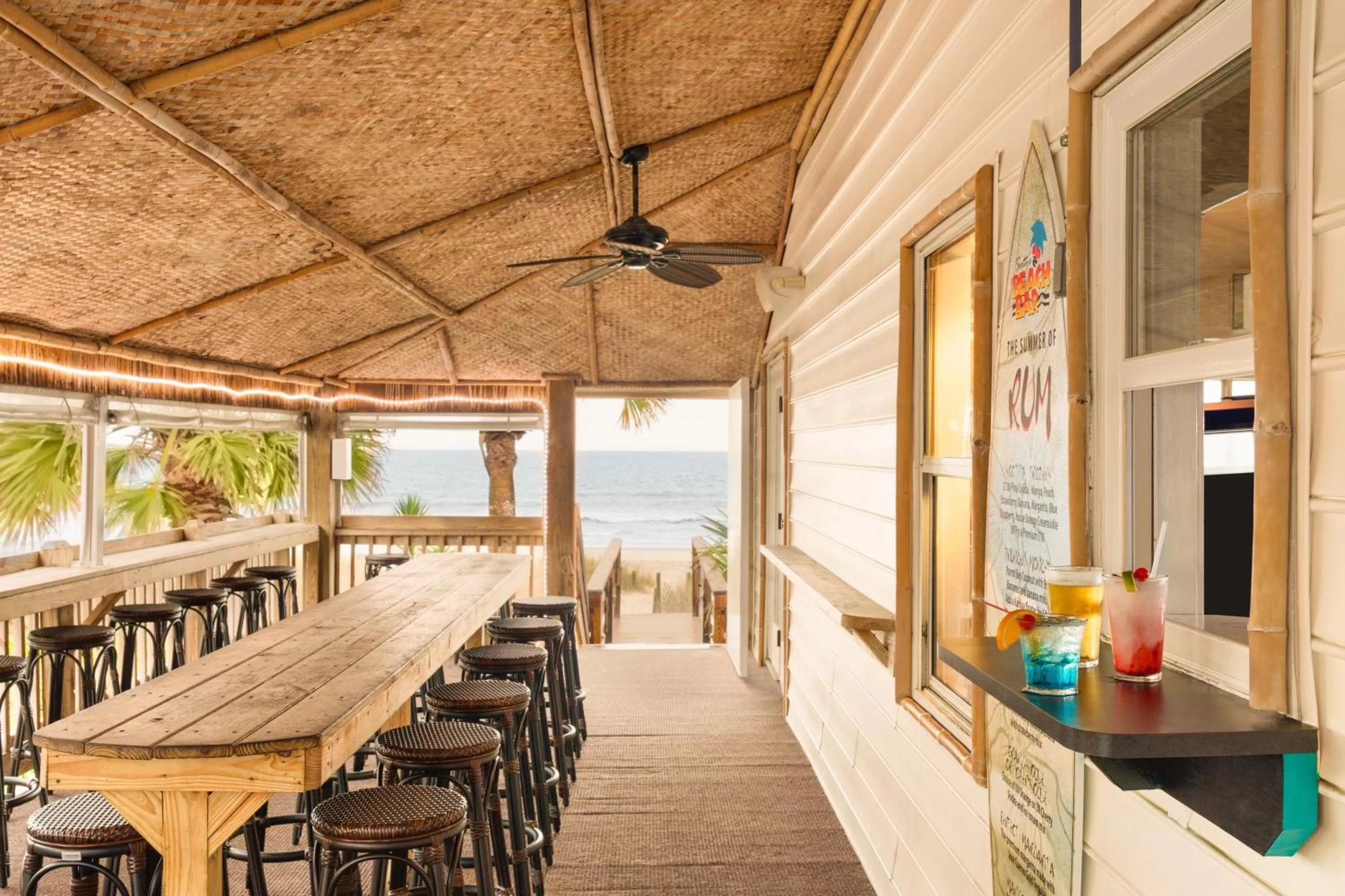 Food and drinks in Surfside Beach Oceanfront Hotel