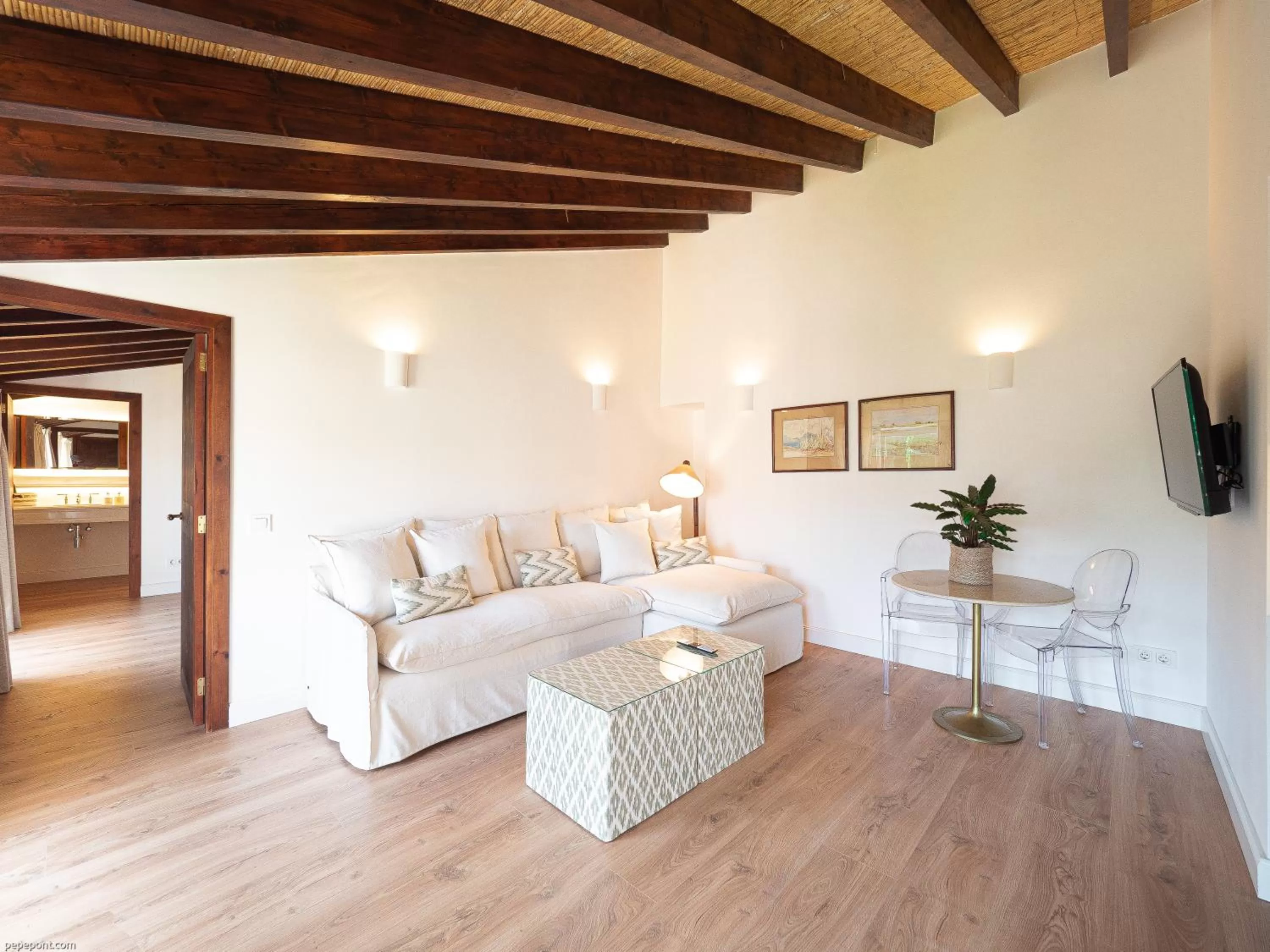 TV and multimedia in Ca'n Puig de Sòller