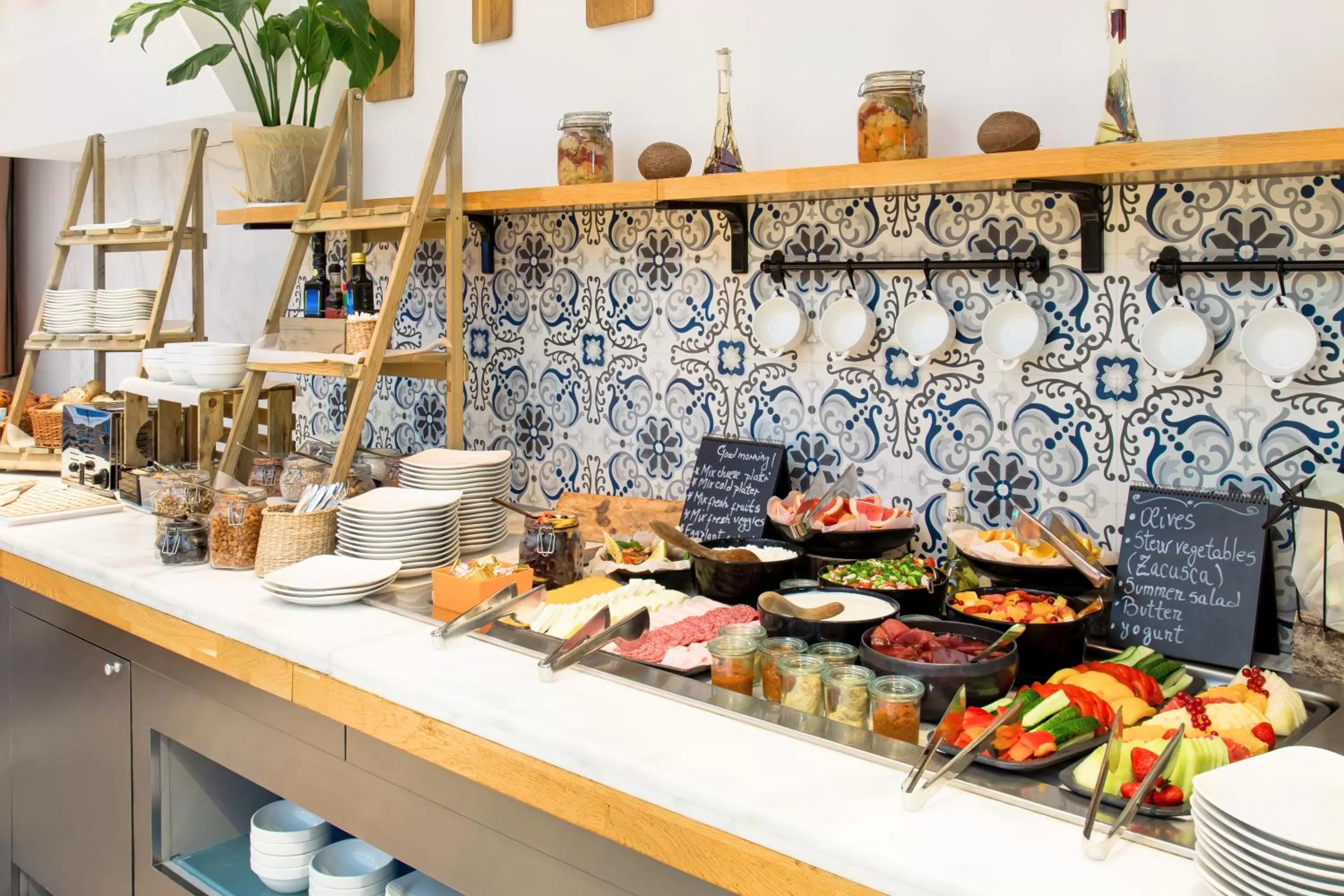 Breakfast in Park Inn by Radisson Bucharest Hotel & Residence