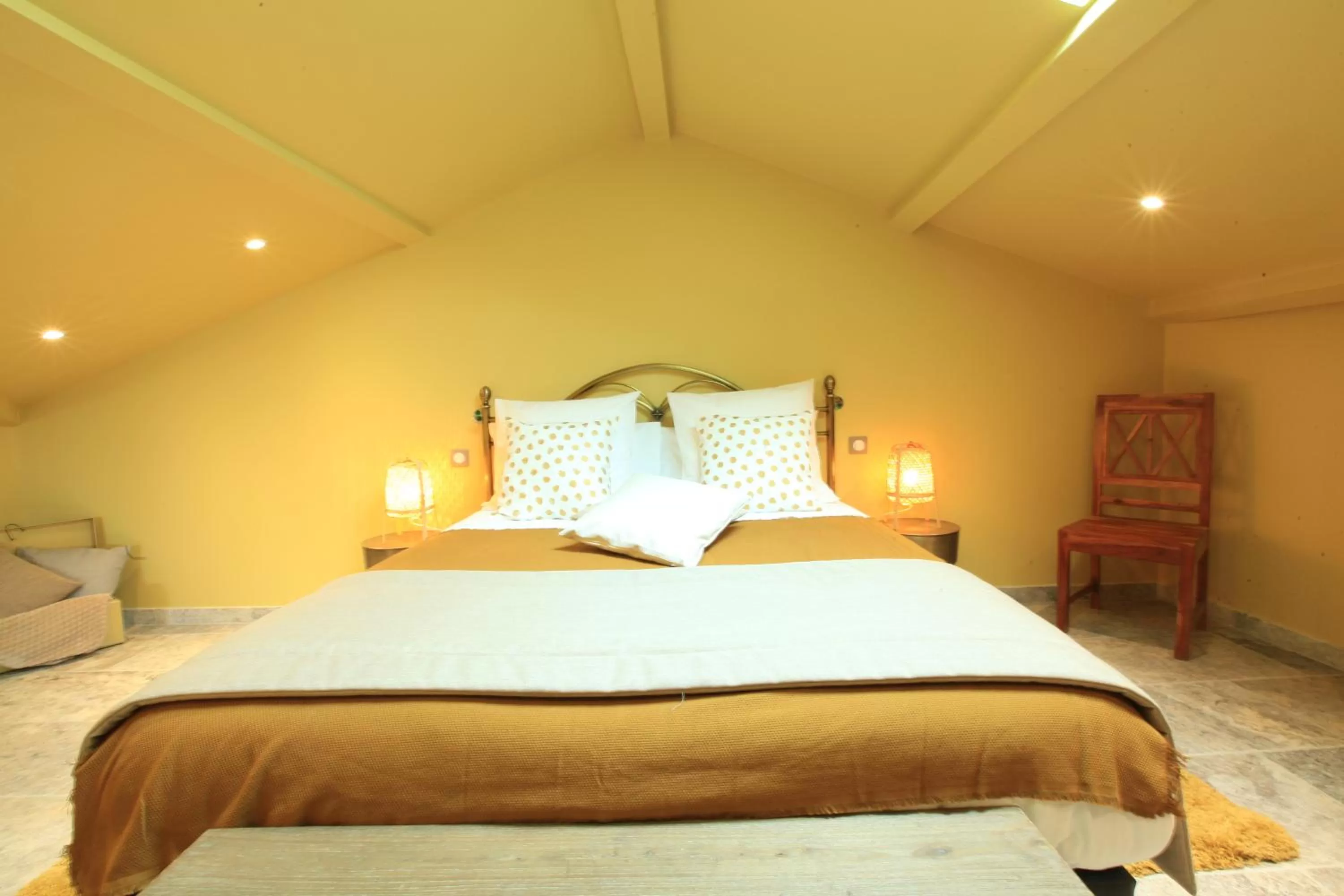 Bed in Chambres D' hôtes Les Ormes