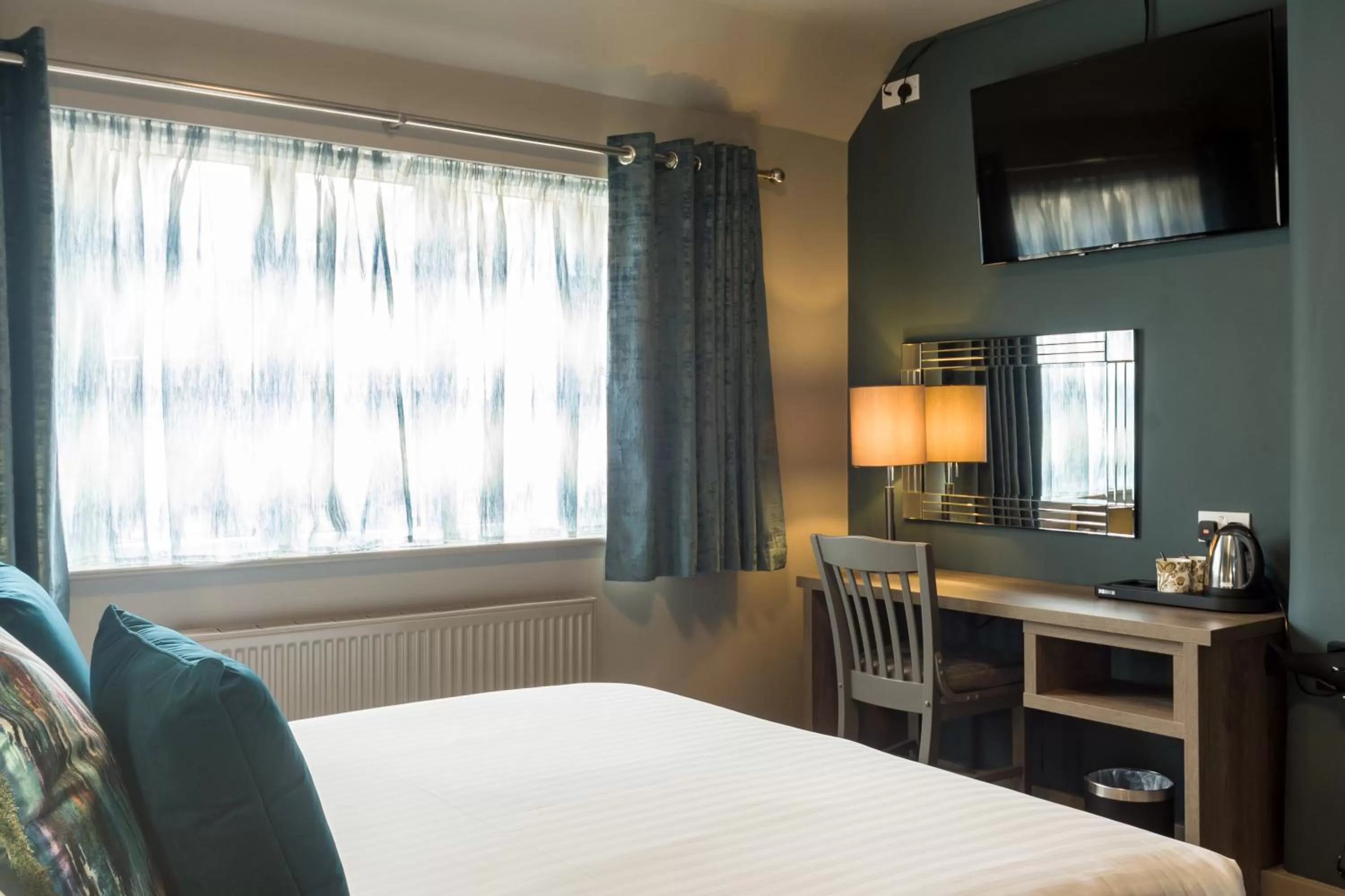 TV and multimedia, Bed in Hotel No 8