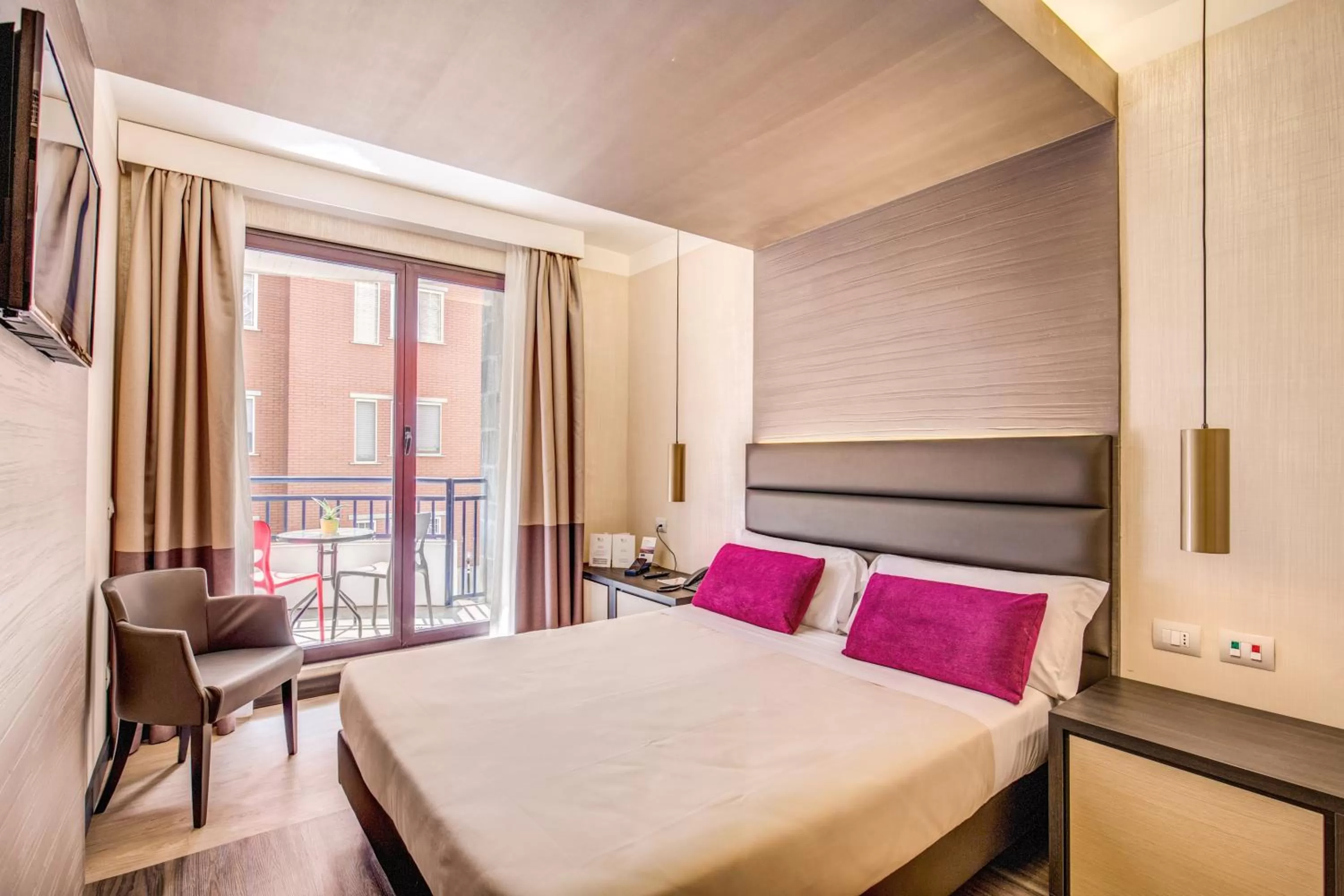 Bedroom, Bed in Warmthotel