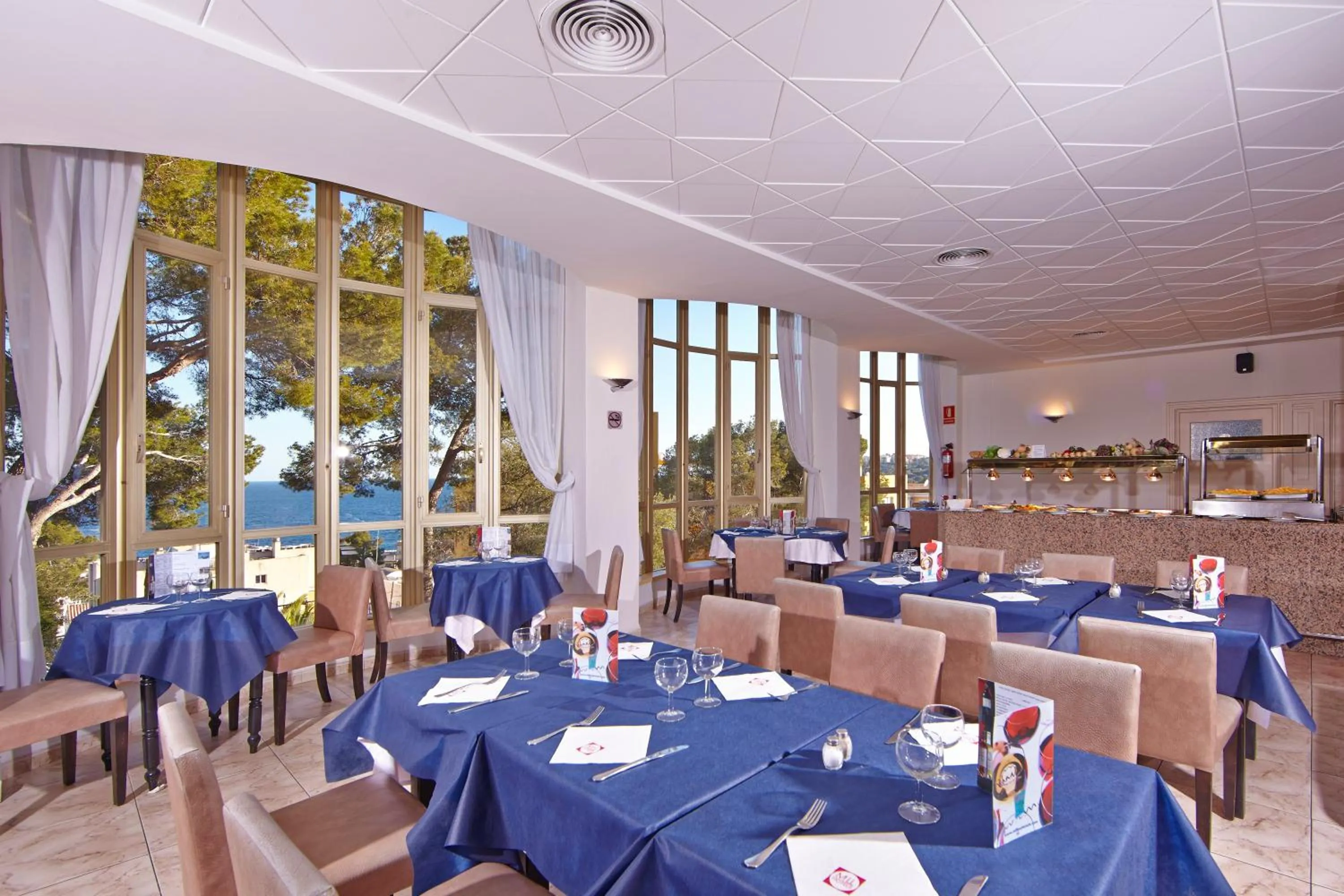 Restaurant/places to eat in MLL Blue Bay