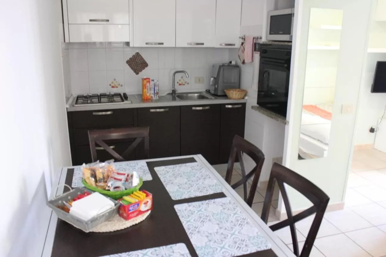 Kitchen/Kitchenette in Relais Maria Luisa Locazione turistica di Simona Capaccio