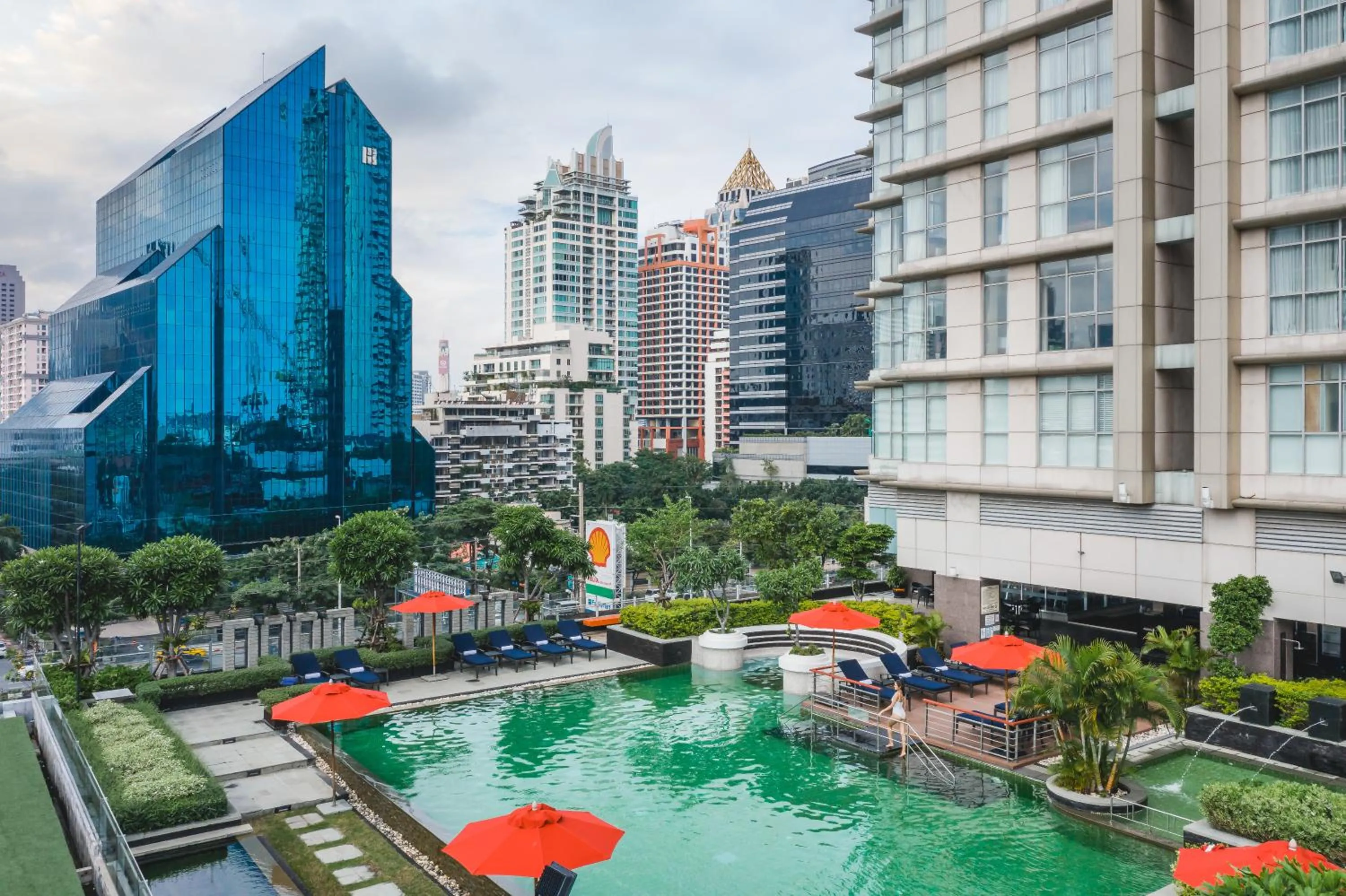 Pool view in Sathorn Vista, Bangkok - Marriott Executive Apartments