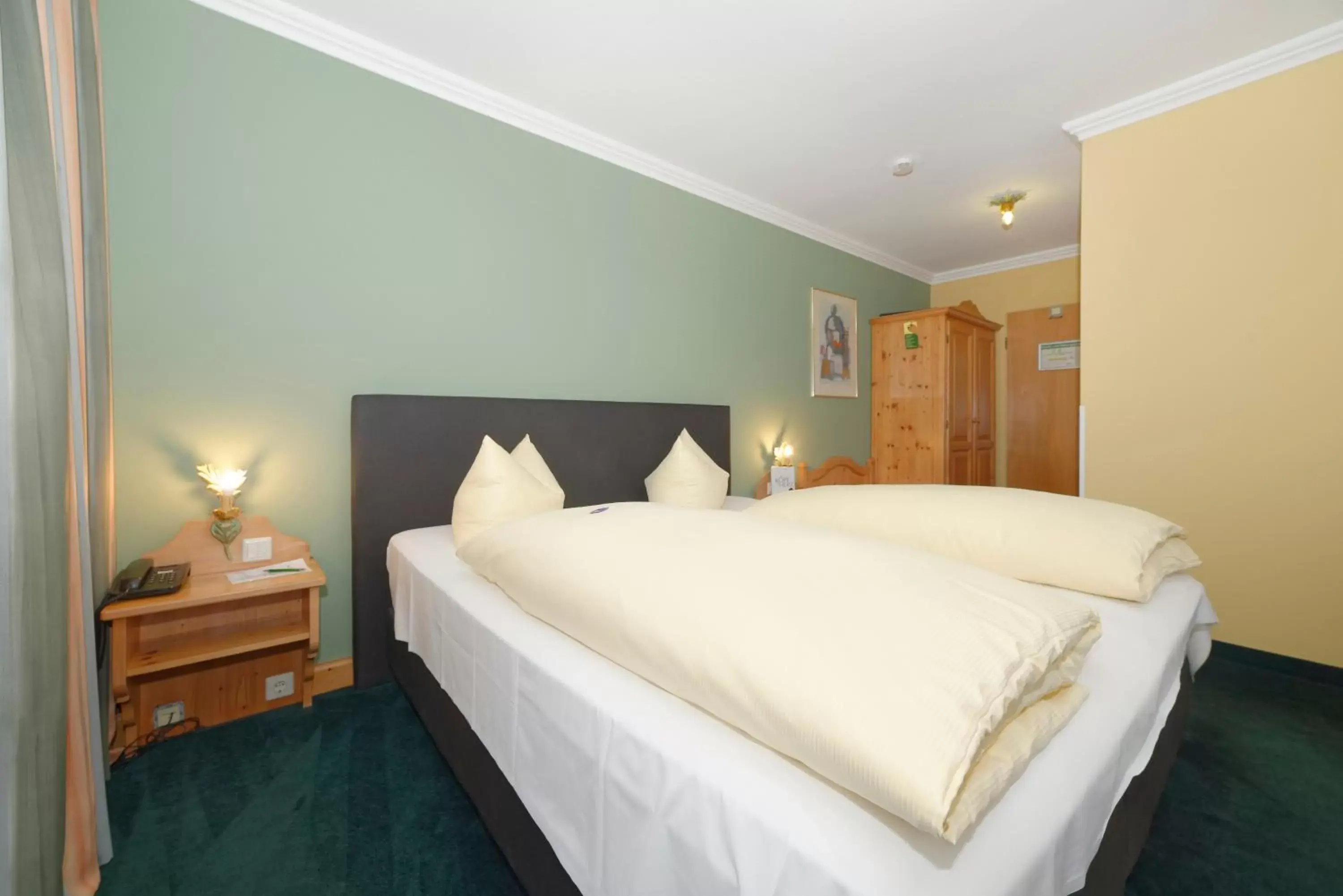 Hotel zum Maximilian Hotel zum Maximilian