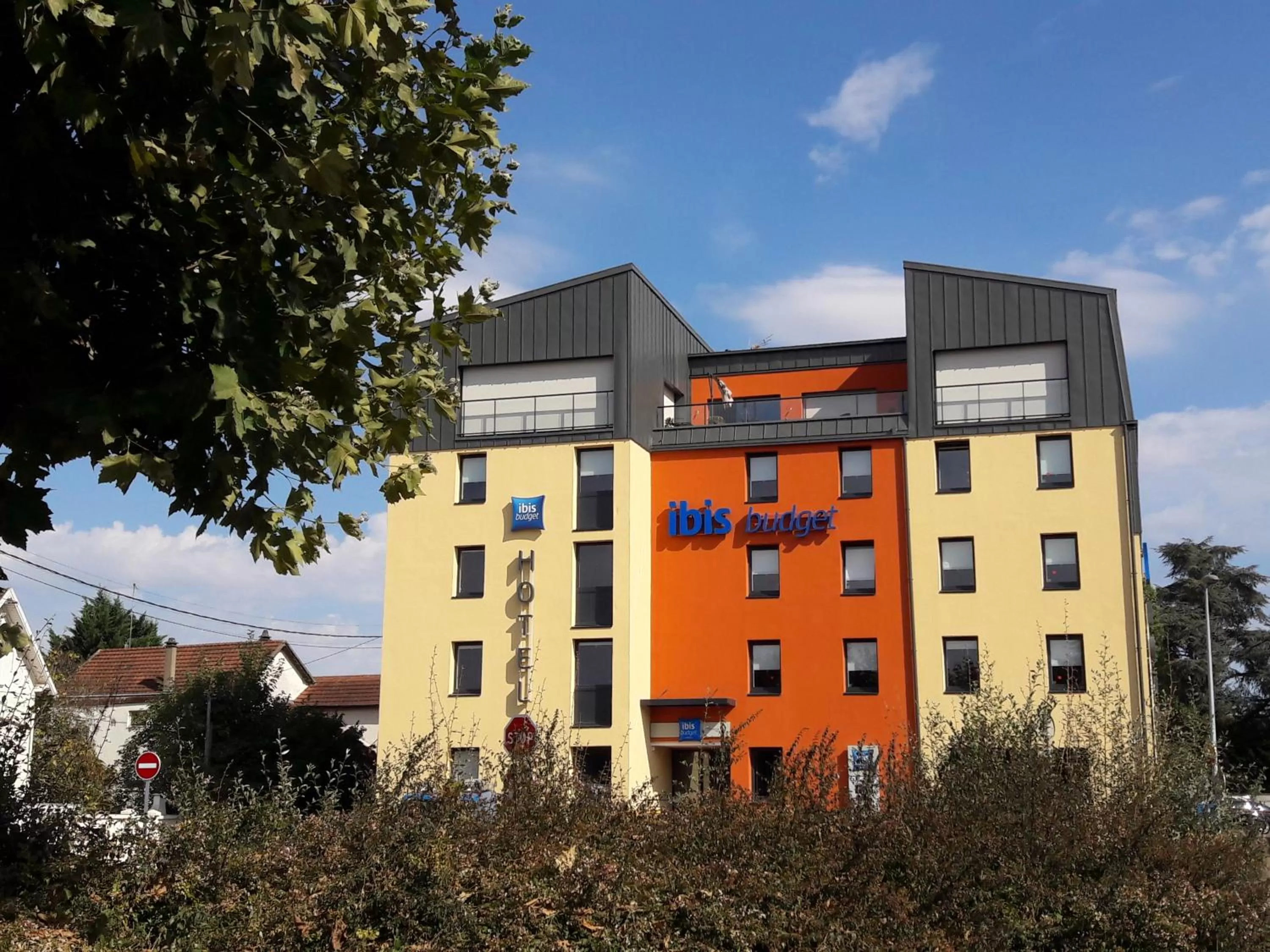 Property building in ibis budget Auxerre Centre