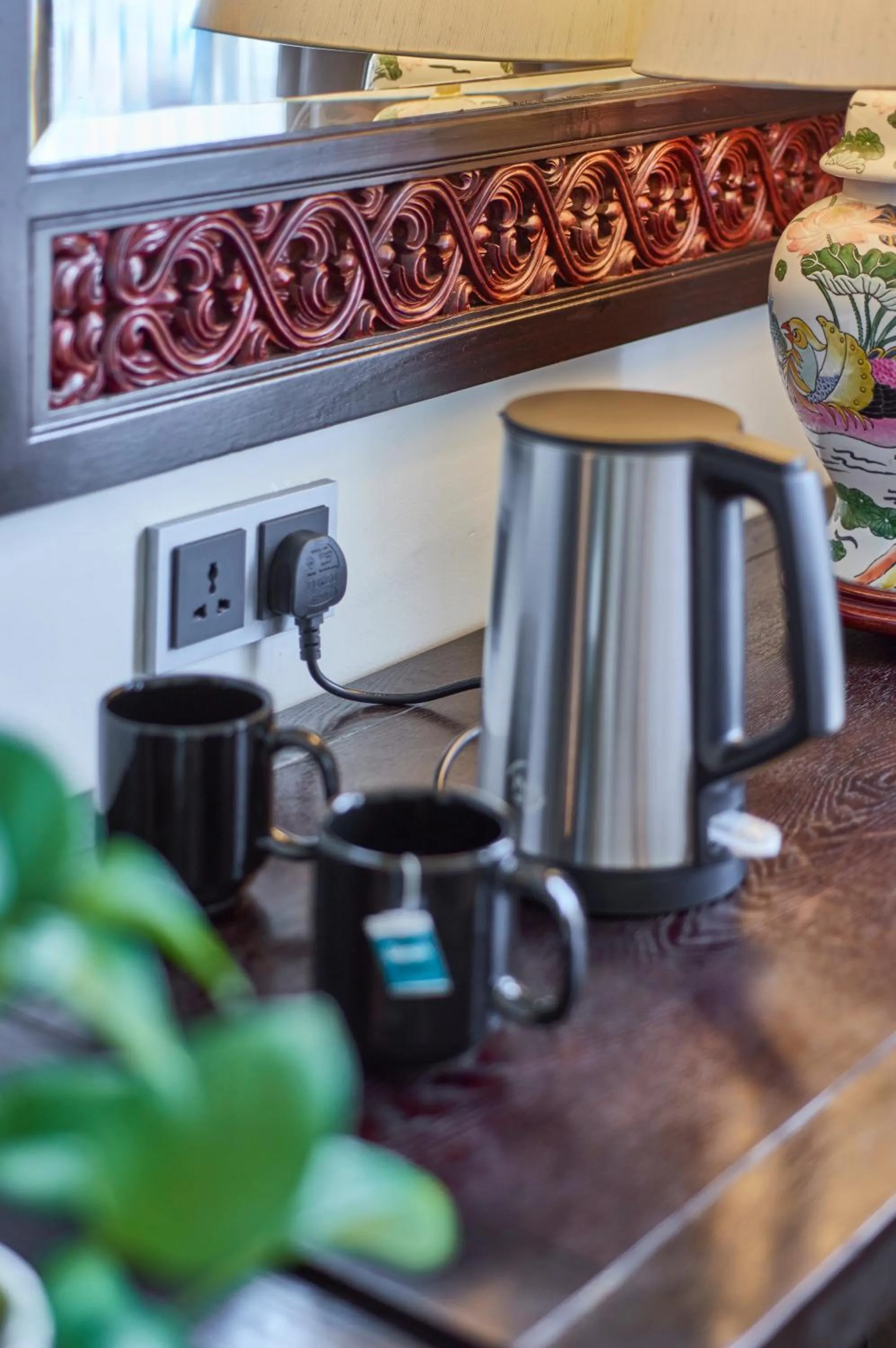 Coffee/tea facilities in Village Hotel Albert Court by Far East Hospitality