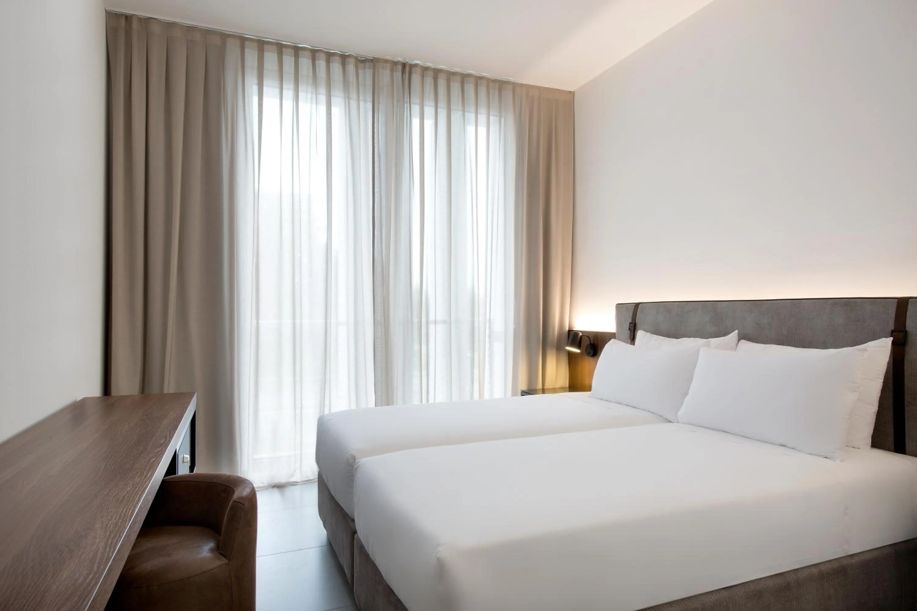 Bedroom, Bed in J Hotel