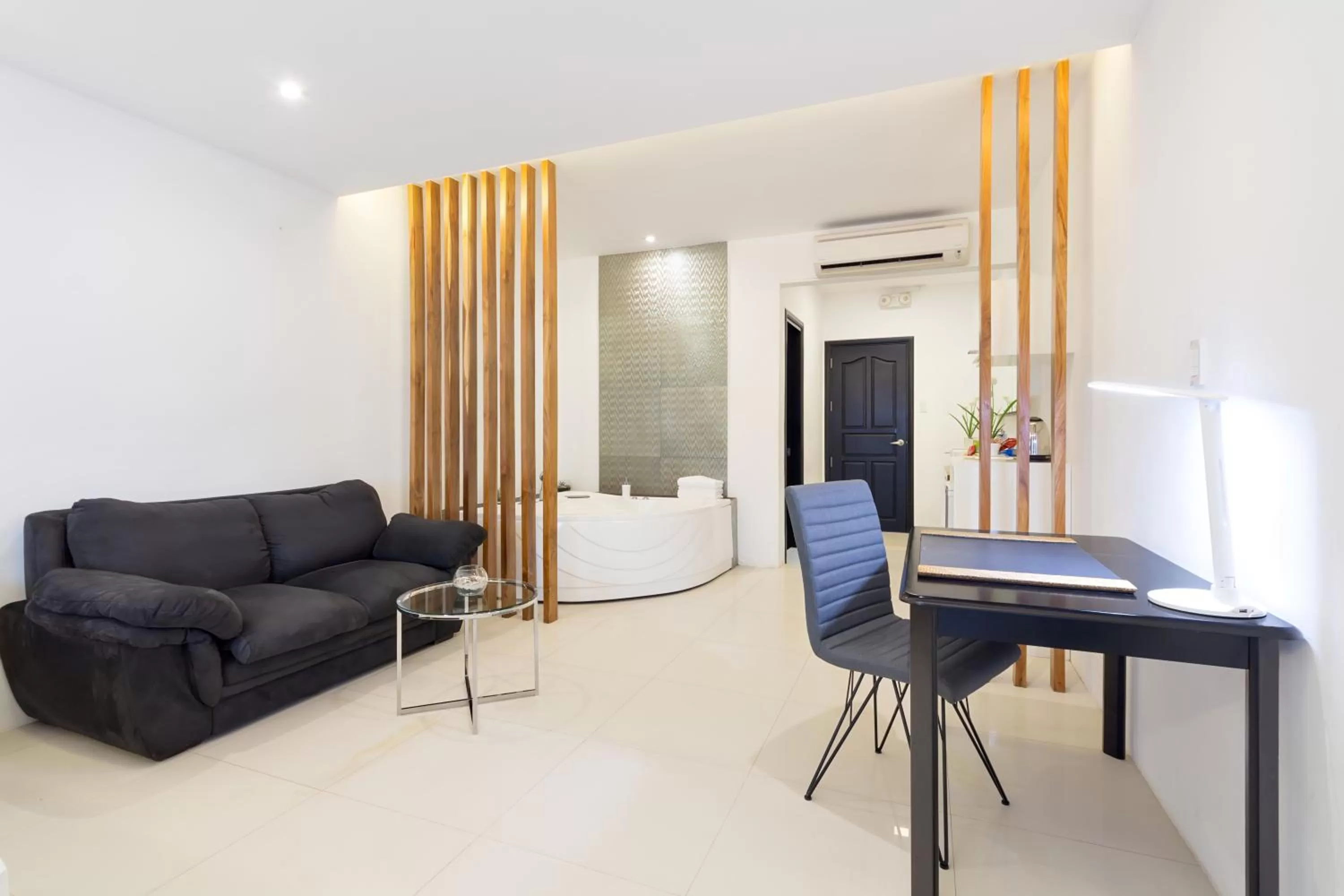 Living room in Winds Boutique Hotel