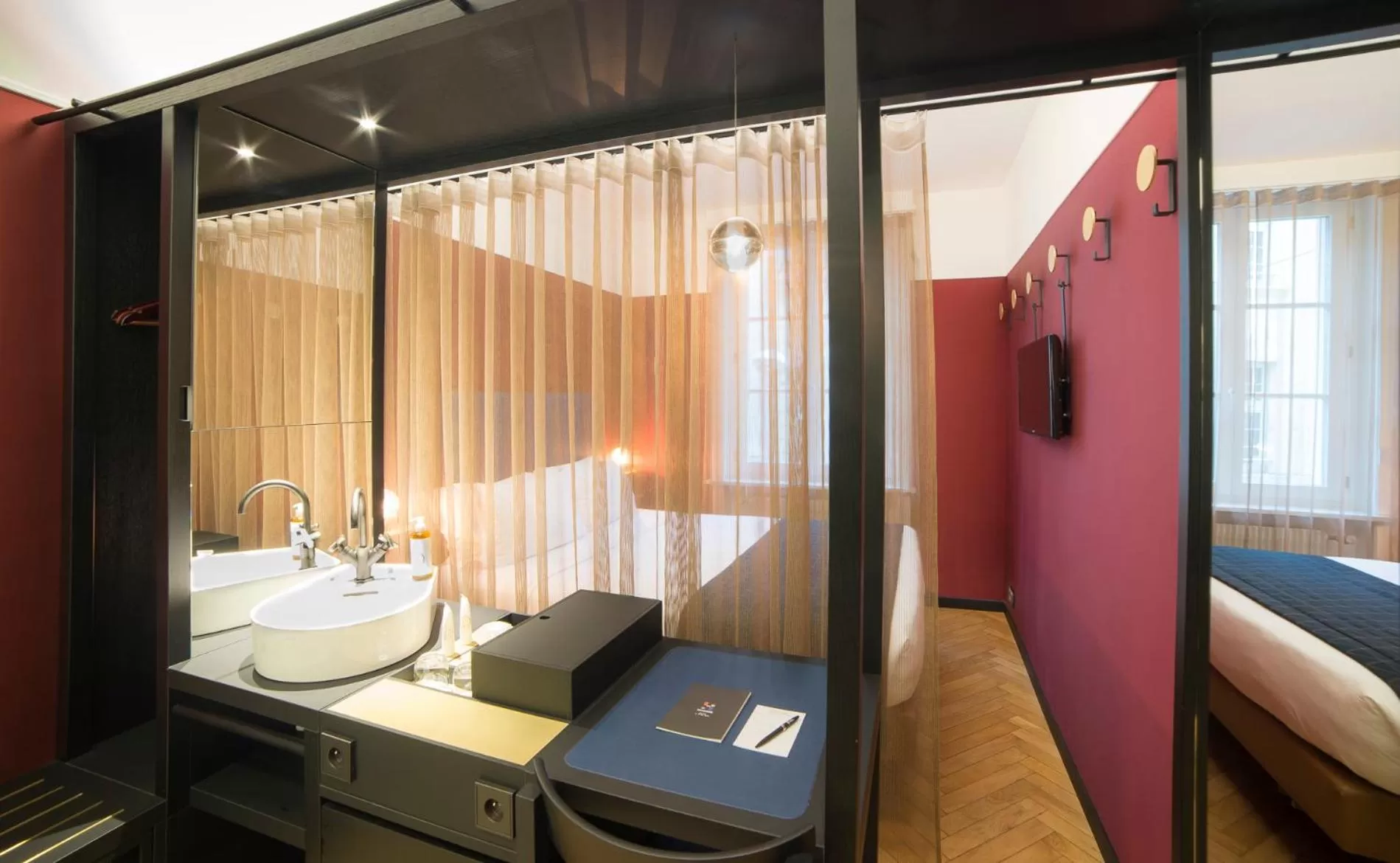 Photo of the whole room, Bed in HANNONG Hotel & Wine Bar