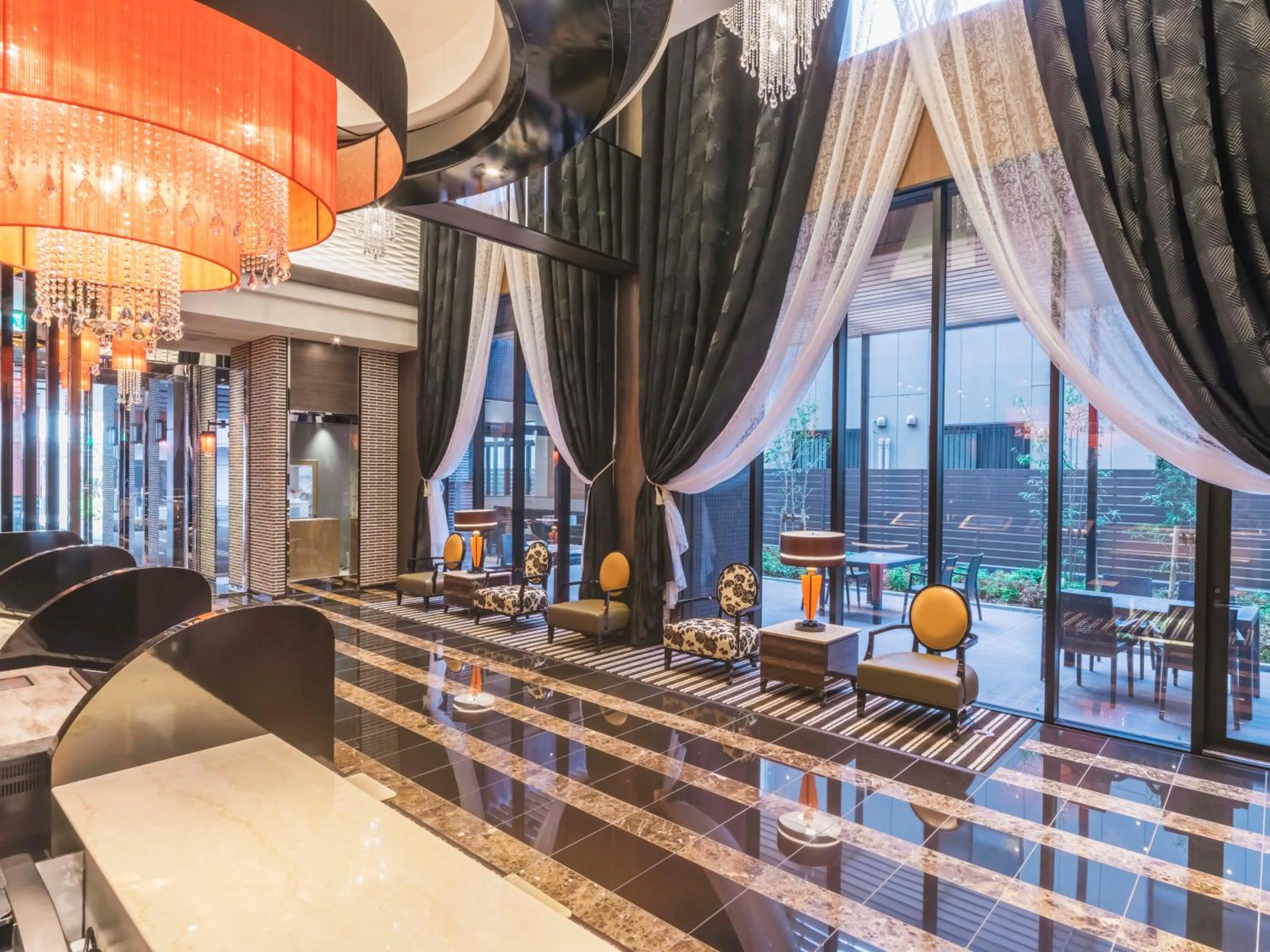 Lobby or reception in APA Hotel Higashi Umeda Minami Morimachi Ekimae