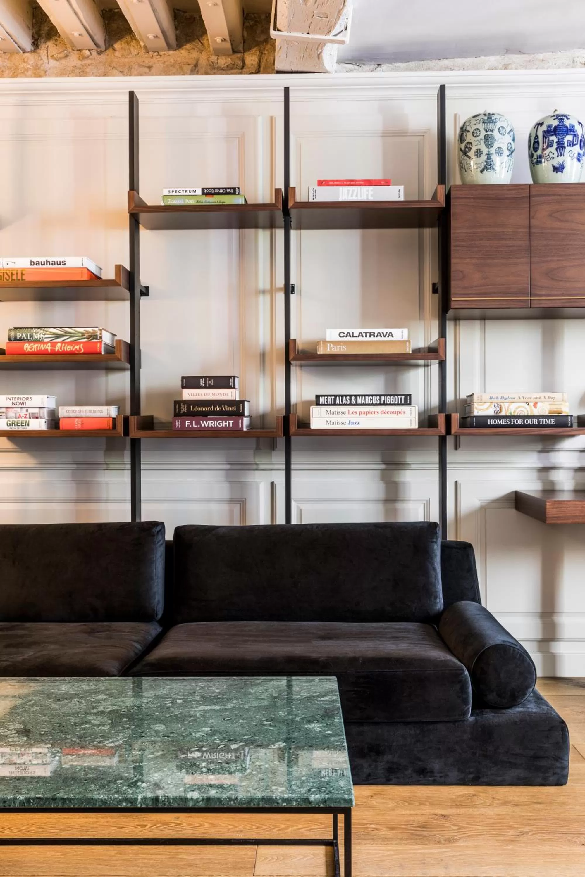 Living room in Hotel Verneuil Saint Germain
