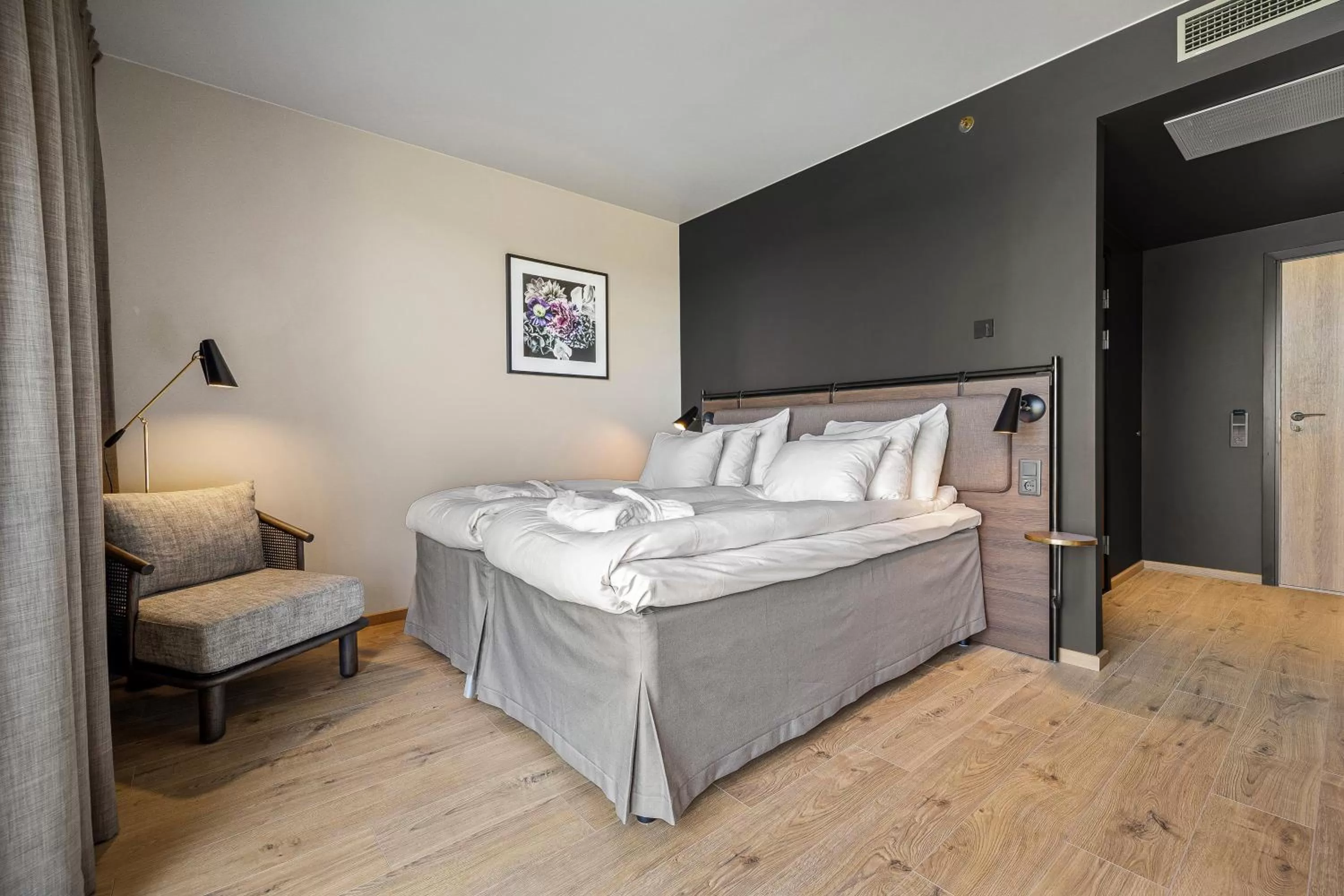 Bed in Lily Country Club