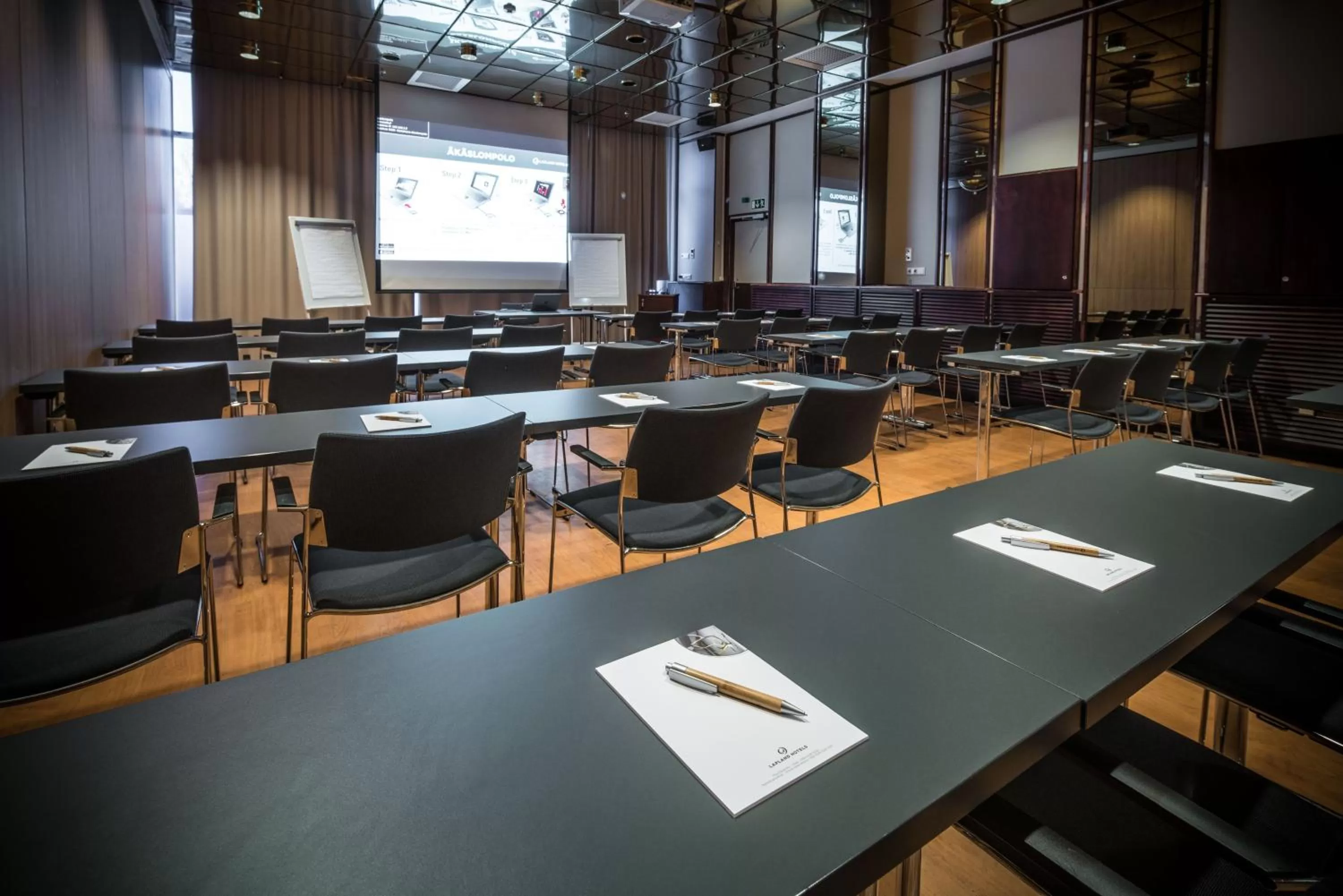 Meeting/conference room in Lapland Hotels Oulu