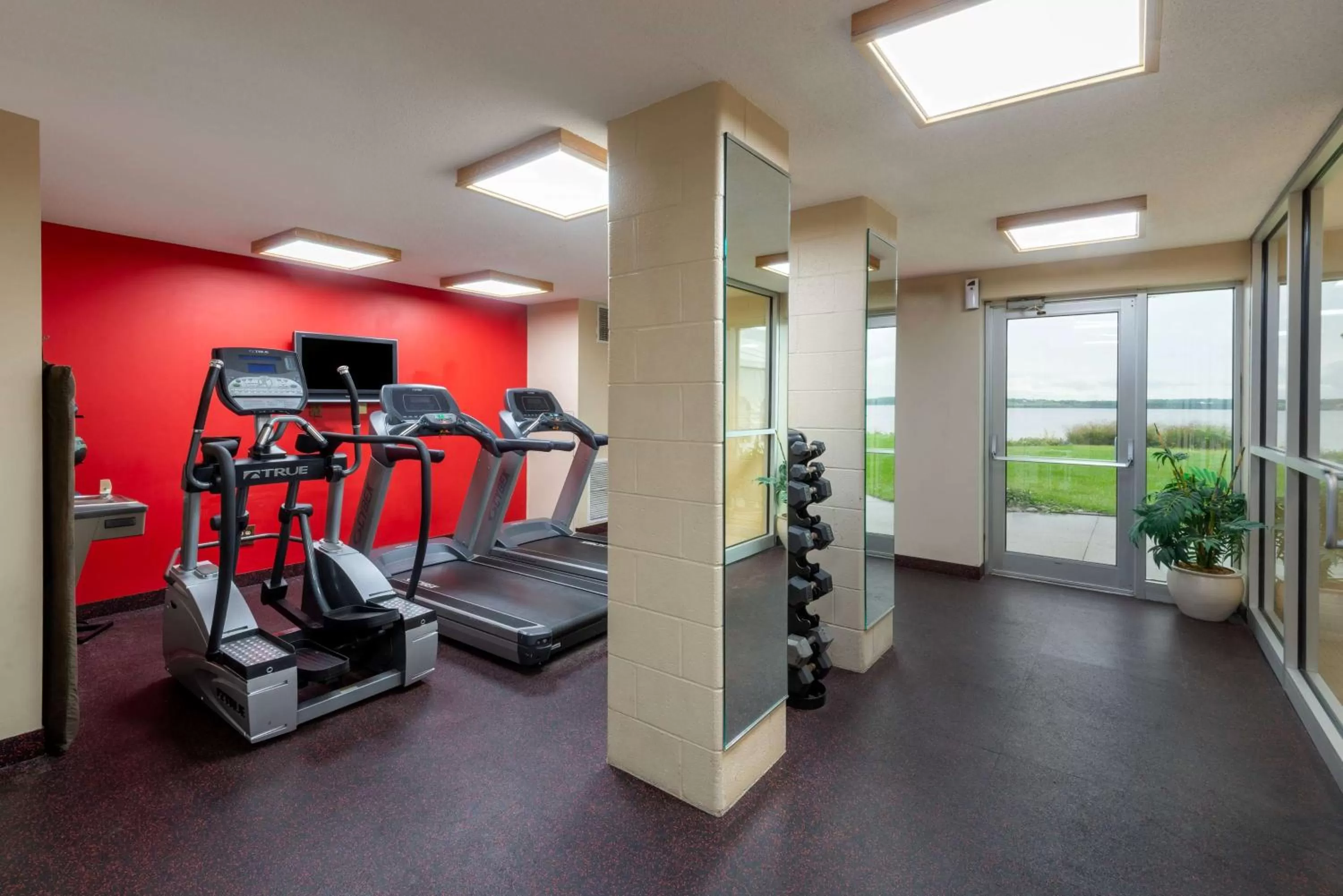 Fitness centre/facilities in 41 Lakefront Hotel, Trademark Collection by Wyndham