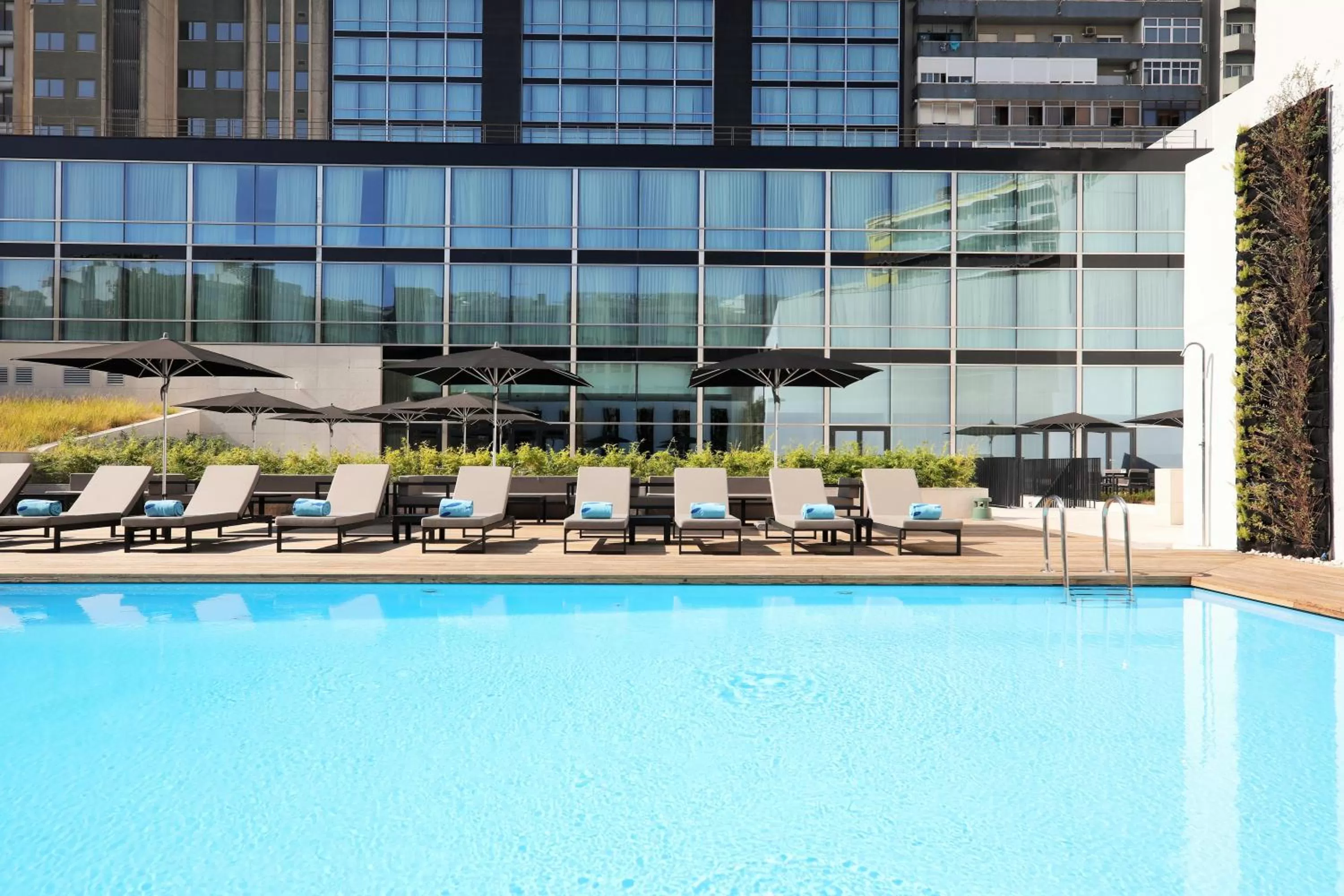 Swimming pool in Iberostar Selection Lisboa