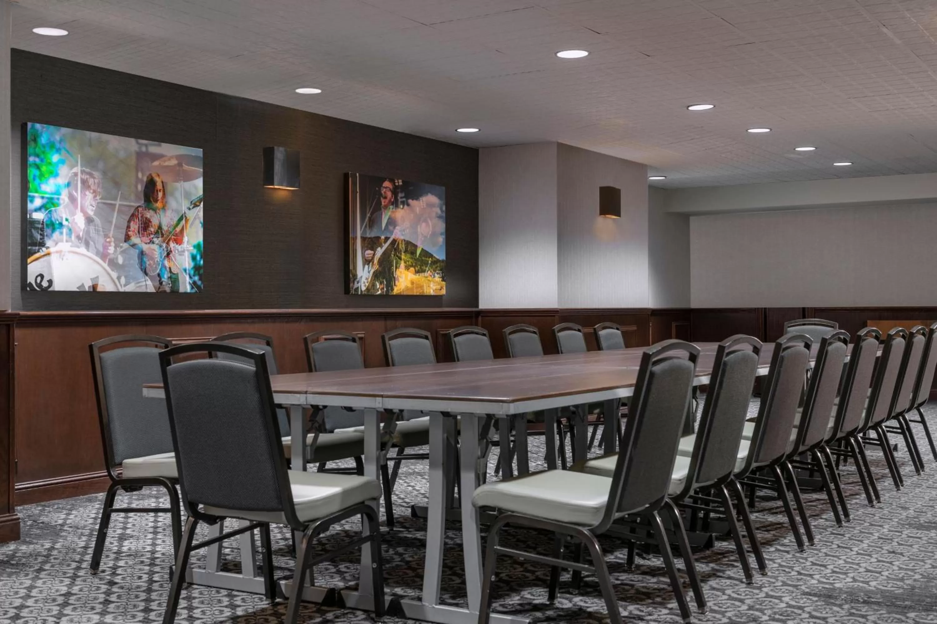 Meeting/conference room in The Union Station Nashville Yards, Autograph Collection