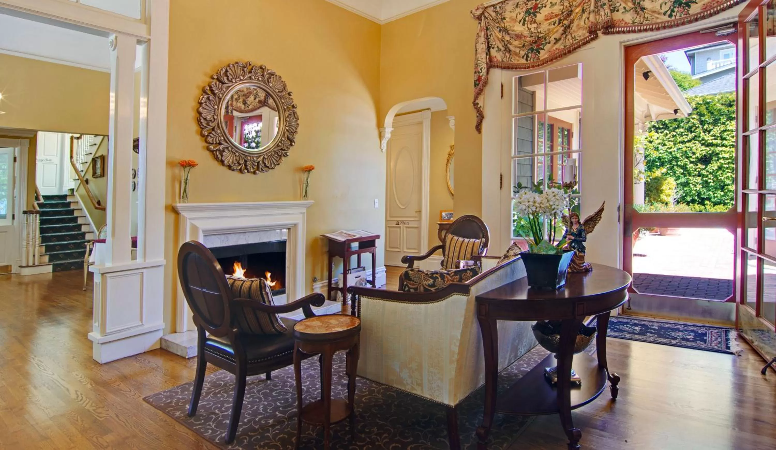 Lobby or reception in Inn at Depot Hill