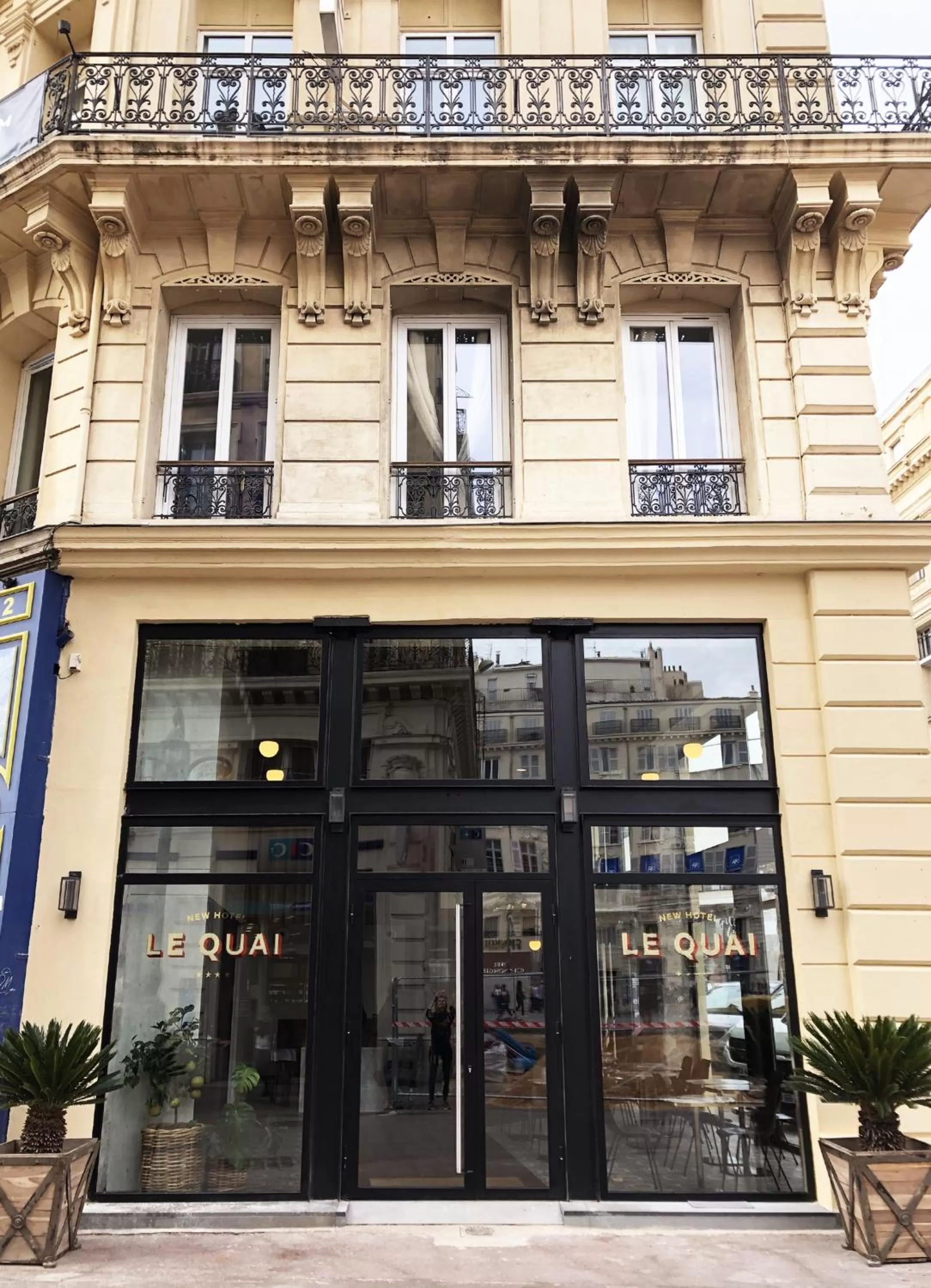 Facade/entrance in New Hotel Le Quai - Vieux Port