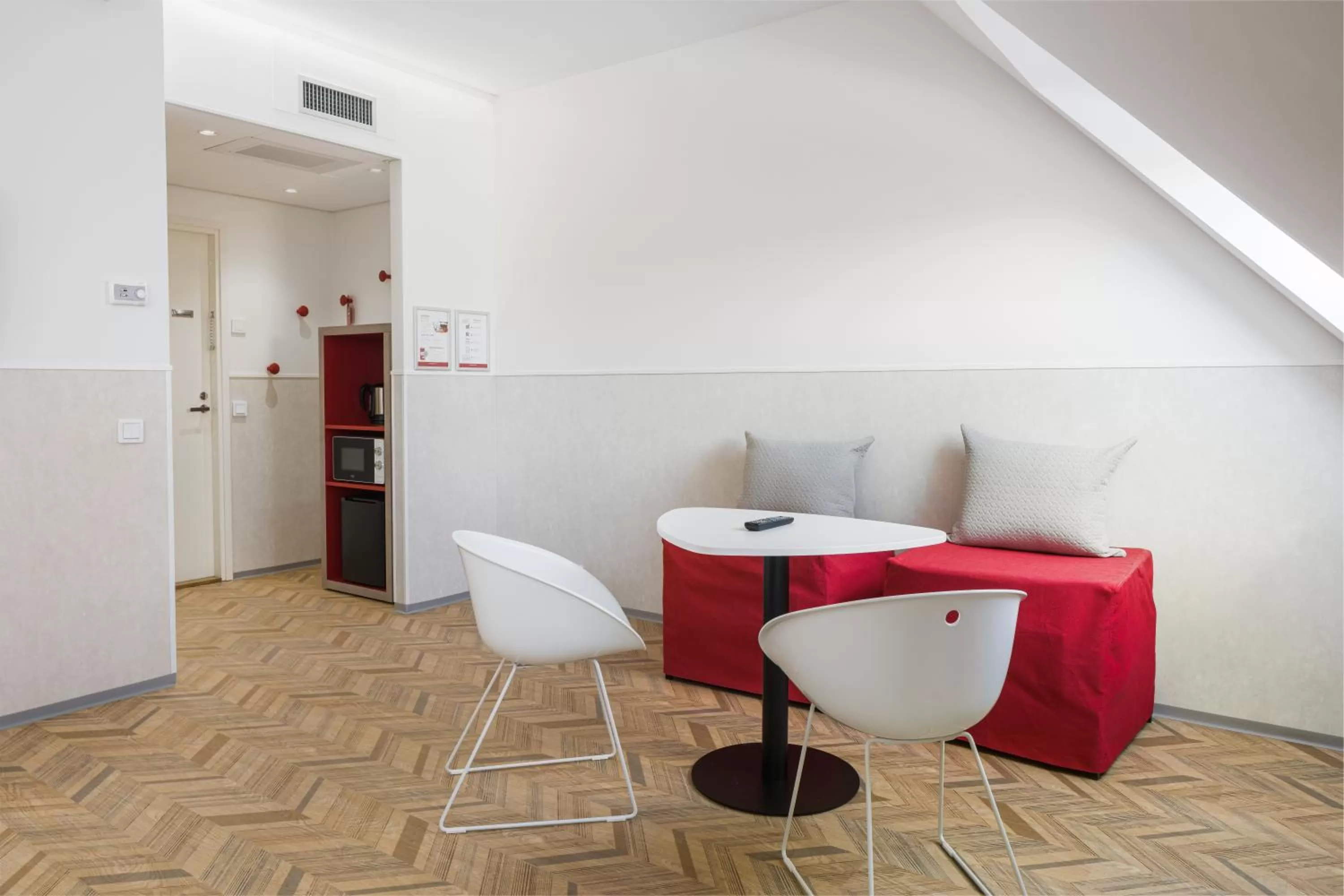 Kitchen or kitchenette in Omena Hotel Turku Kauppiaskatu