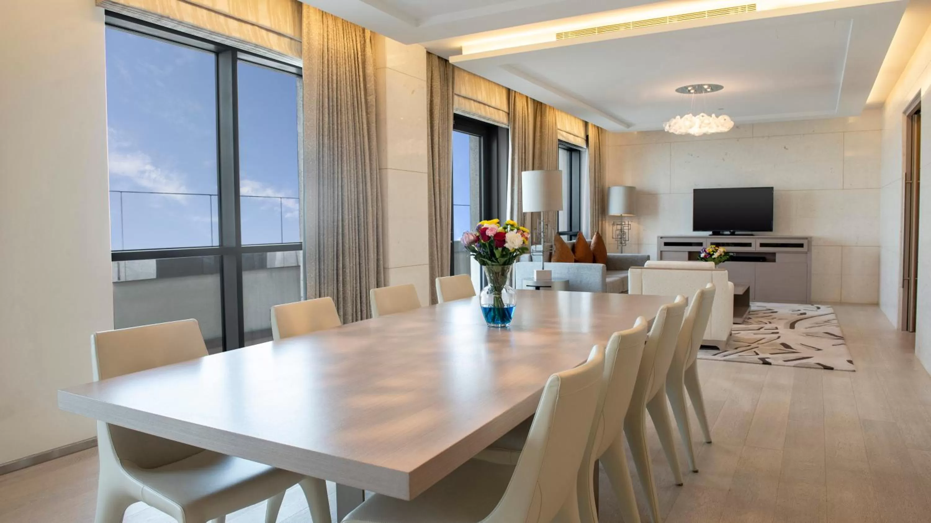 Dining area in Hyatt Regency Creek Heights Residences