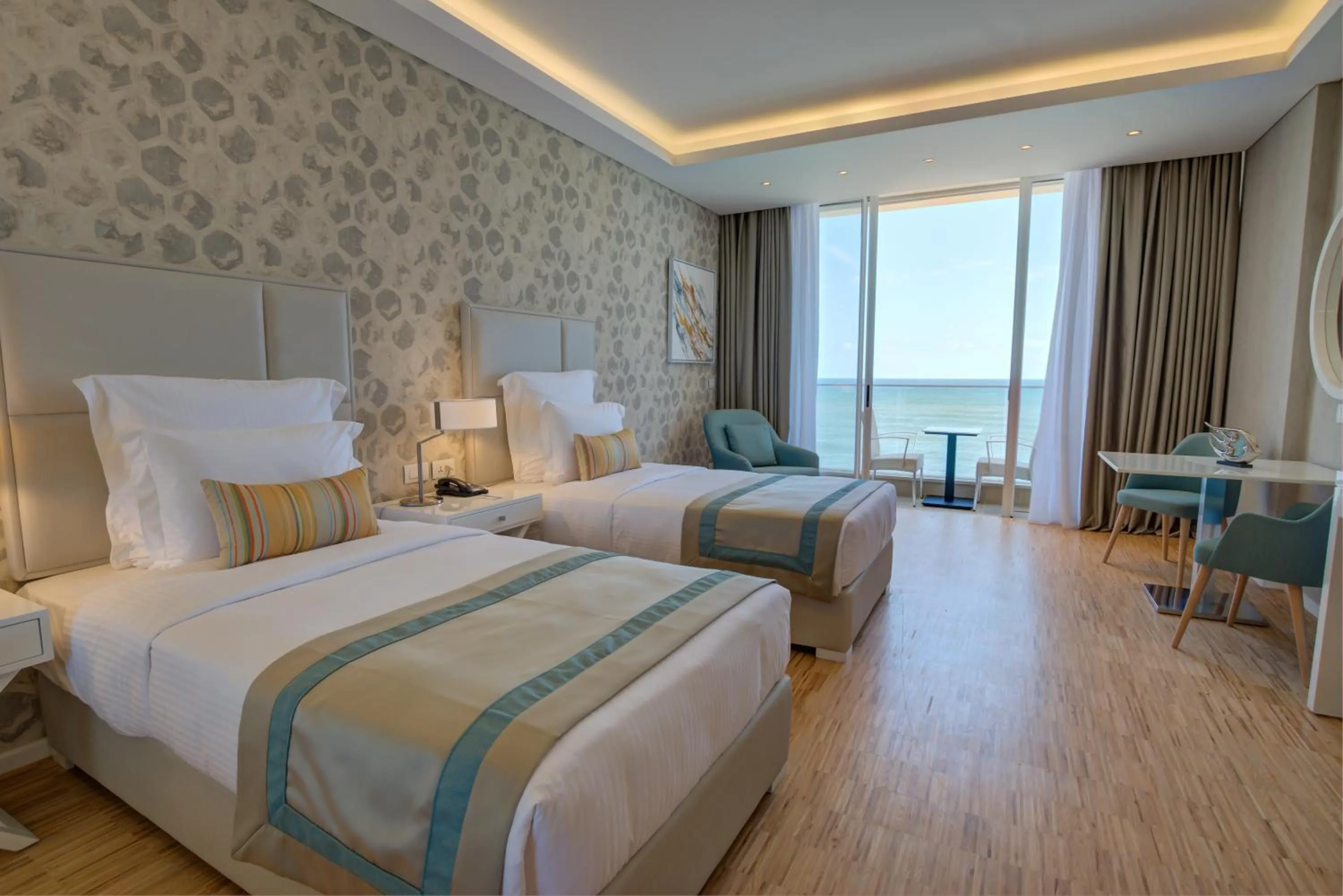 Photo of the whole room, Bed in Lancaster Eden Bay