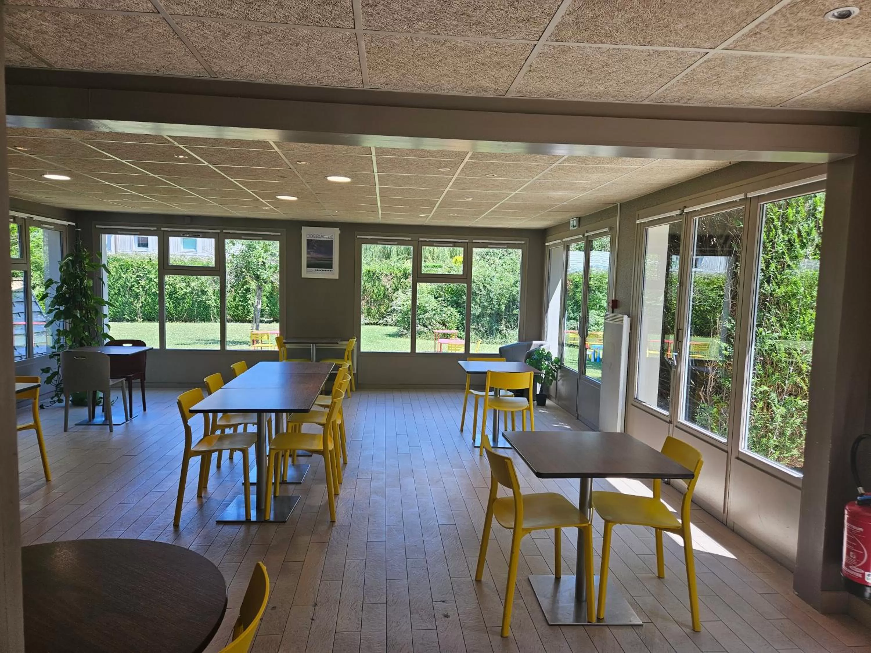 Breakfast in Campanile Deauville Saint-Arnoult