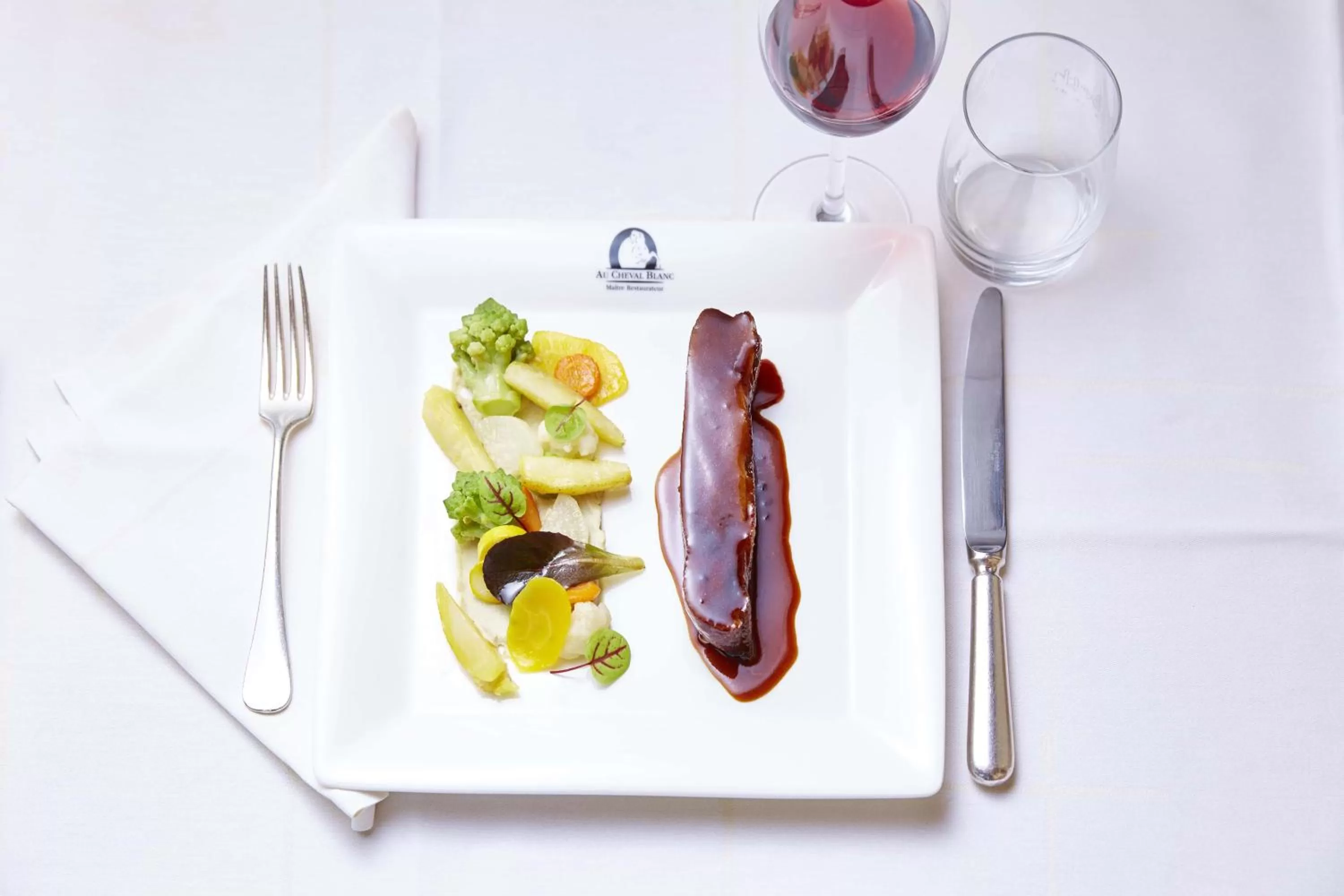 Restaurant/places to eat in Best Western Plus Au cheval Blanc à Mulhouse