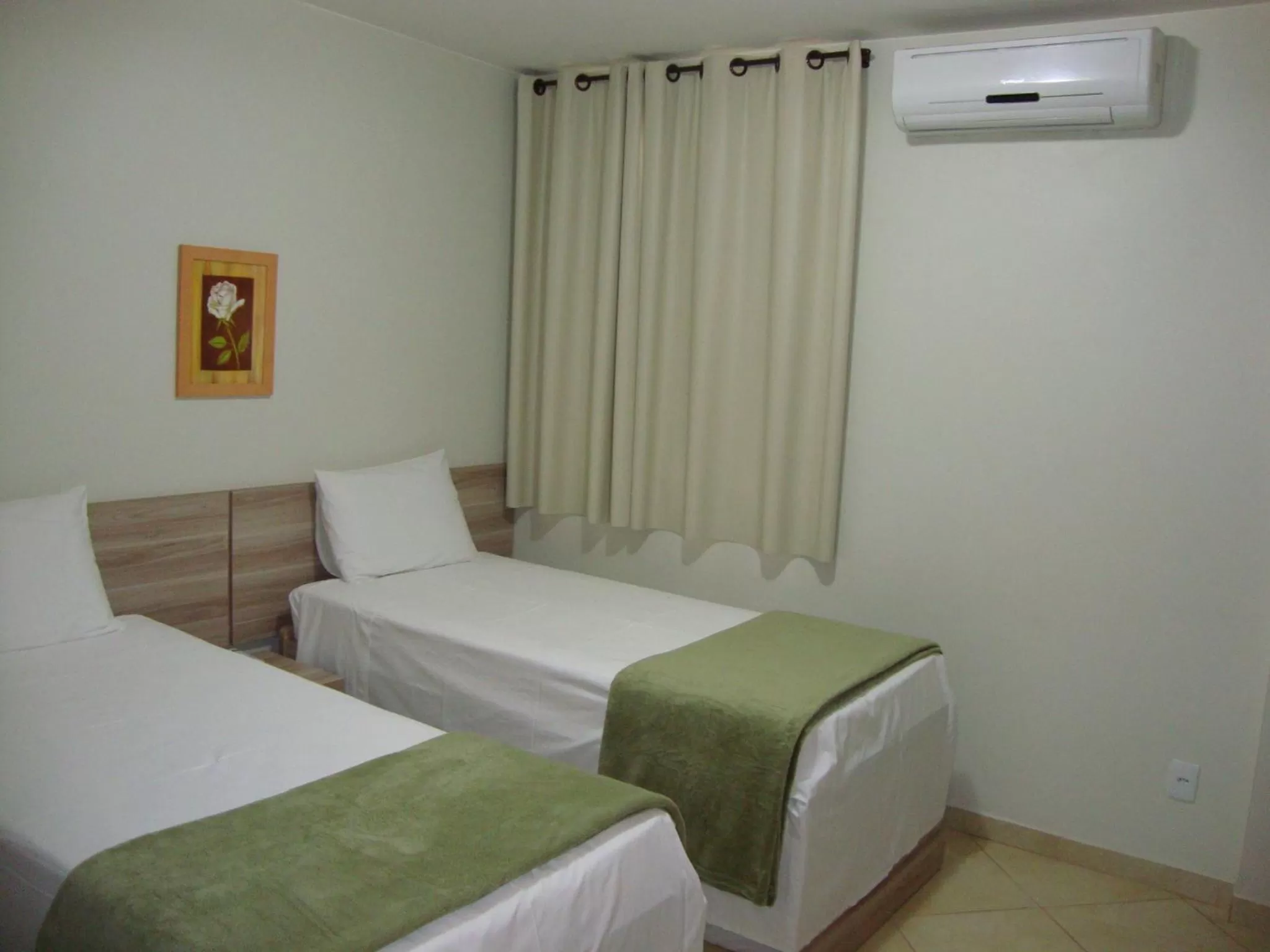 Bed in Hotel Golden JK